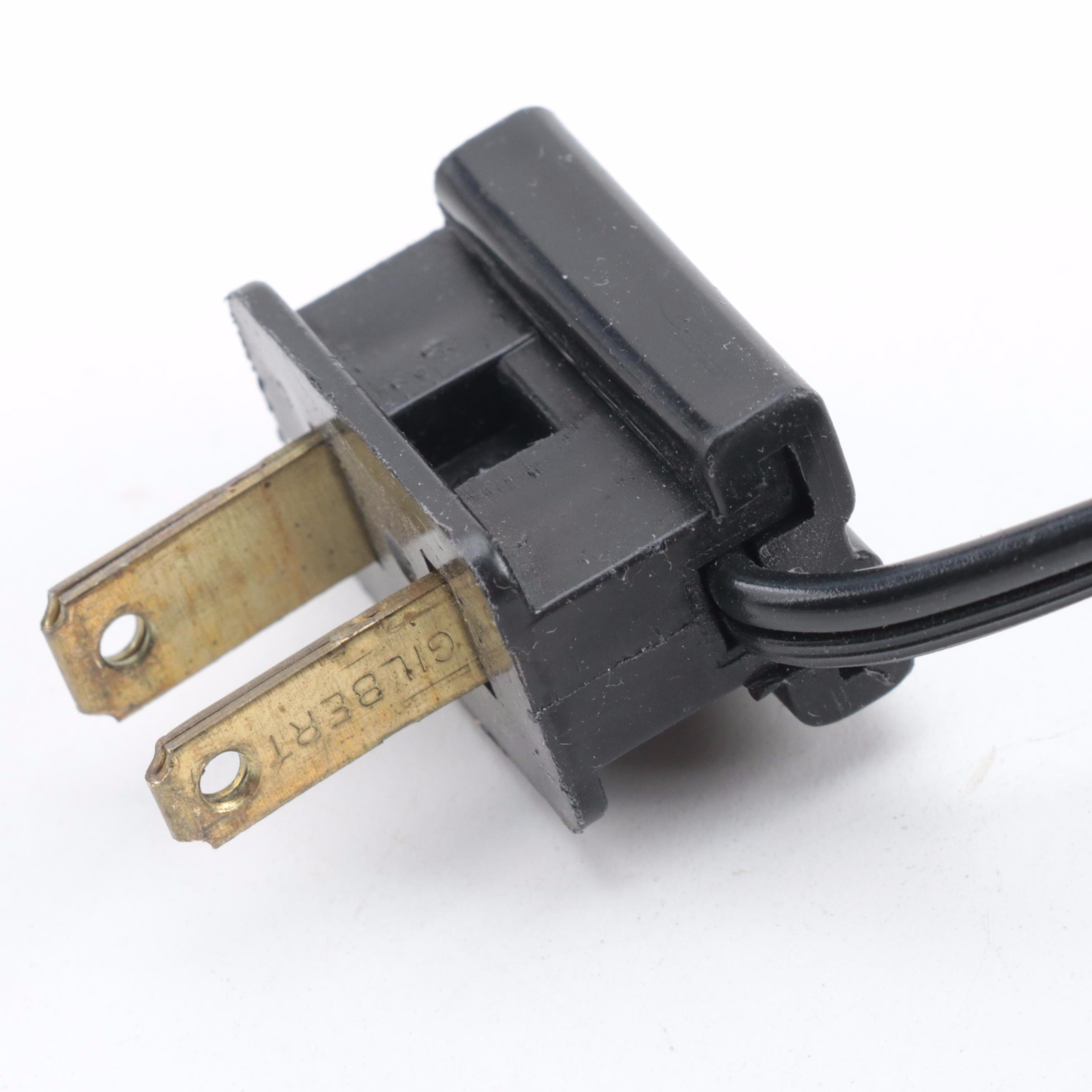 Glass Fronted German Fur Mouse Shadow Box Diorama, Mid-Late 20th Century