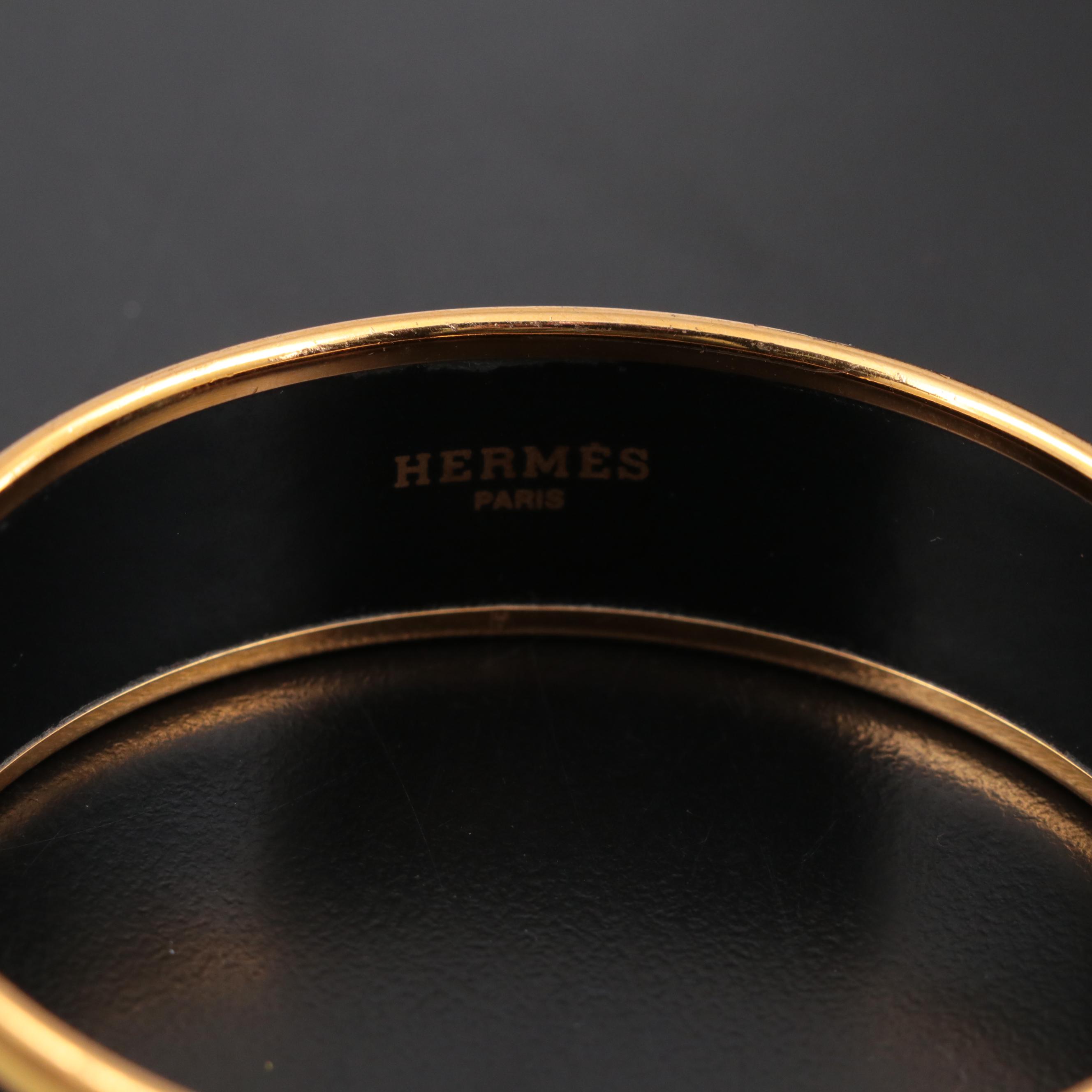 Hermès "Alfred DeDreux Peintre du Cheval" Wide Enamel Bangle