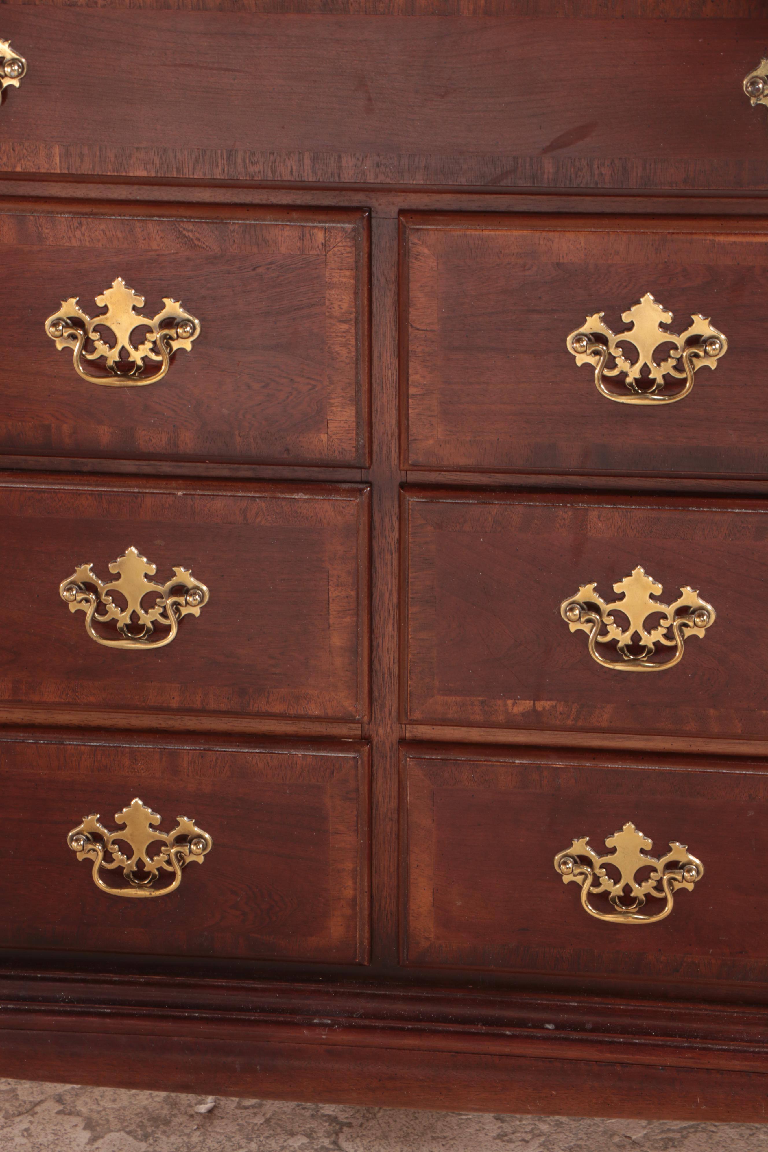 Federal Style Cherrywood and Mahogany-Crossbanded Nine-Drawer Dresser