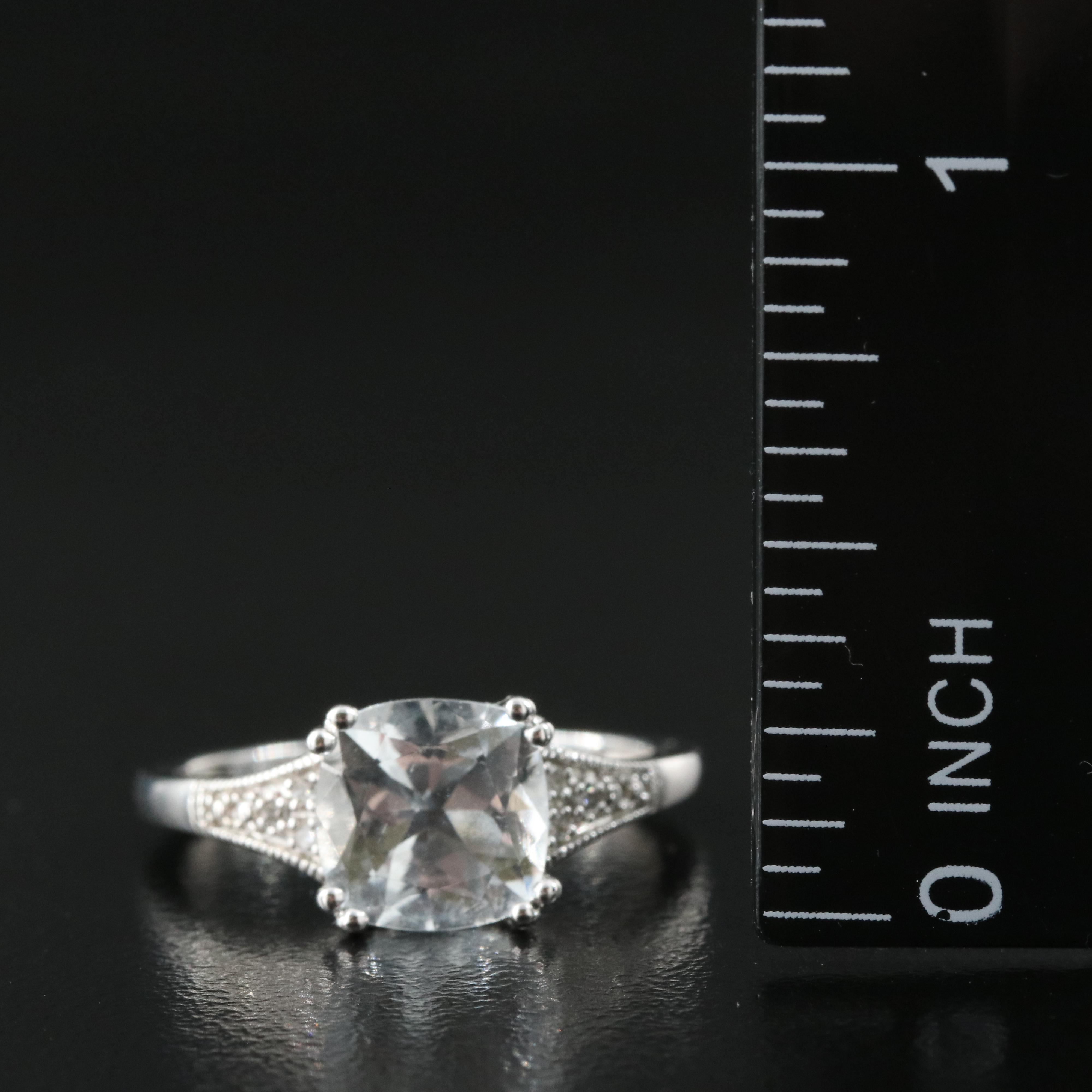 14K Aquamarine and Diamond Ring