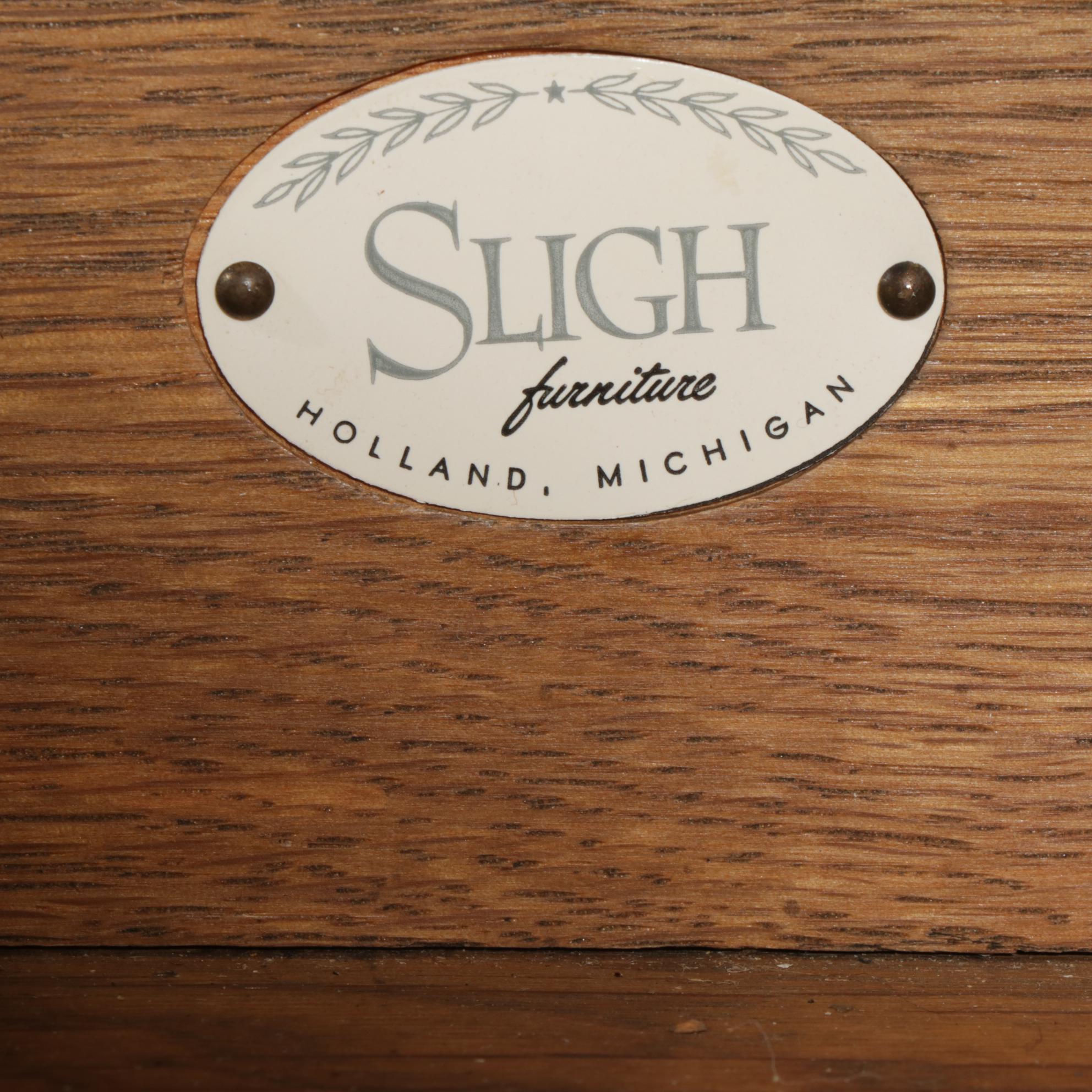 Sligh George III Style Mahogany and Leather Inset Serpentine Desk