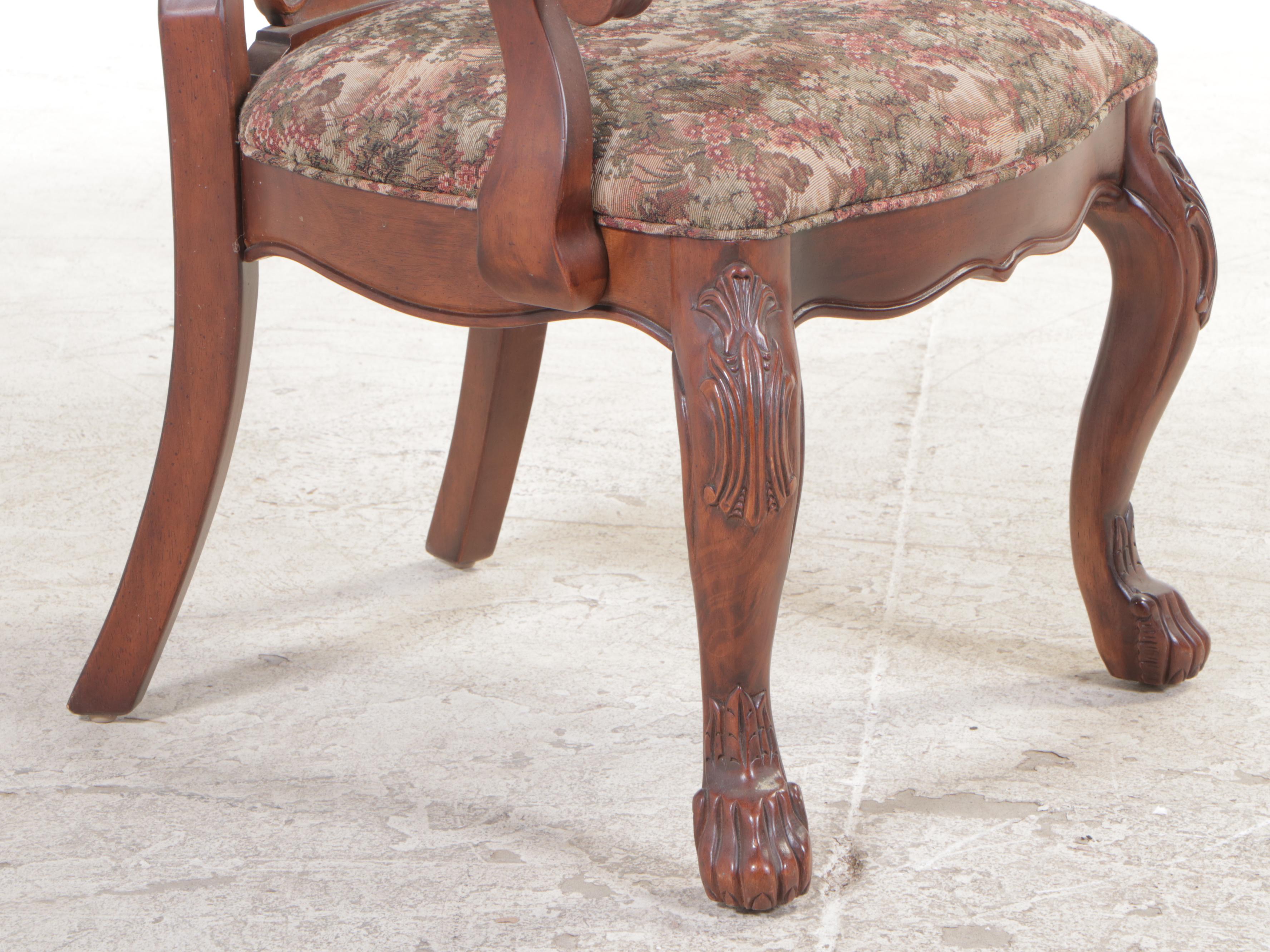 Seven-Piece Bernhardt "Grand Savannah" Mahogany-Stained Dining Set