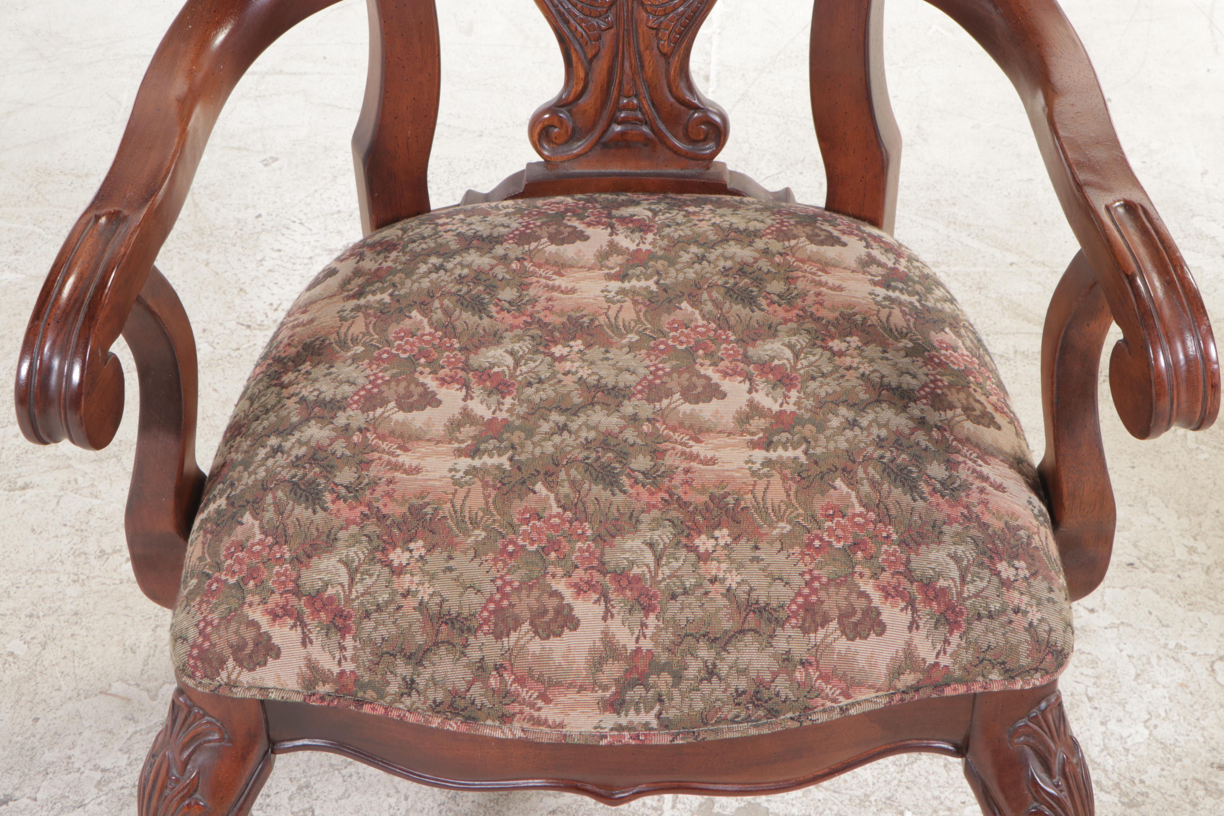 Seven-Piece Bernhardt "Grand Savannah" Mahogany-Stained Dining Set