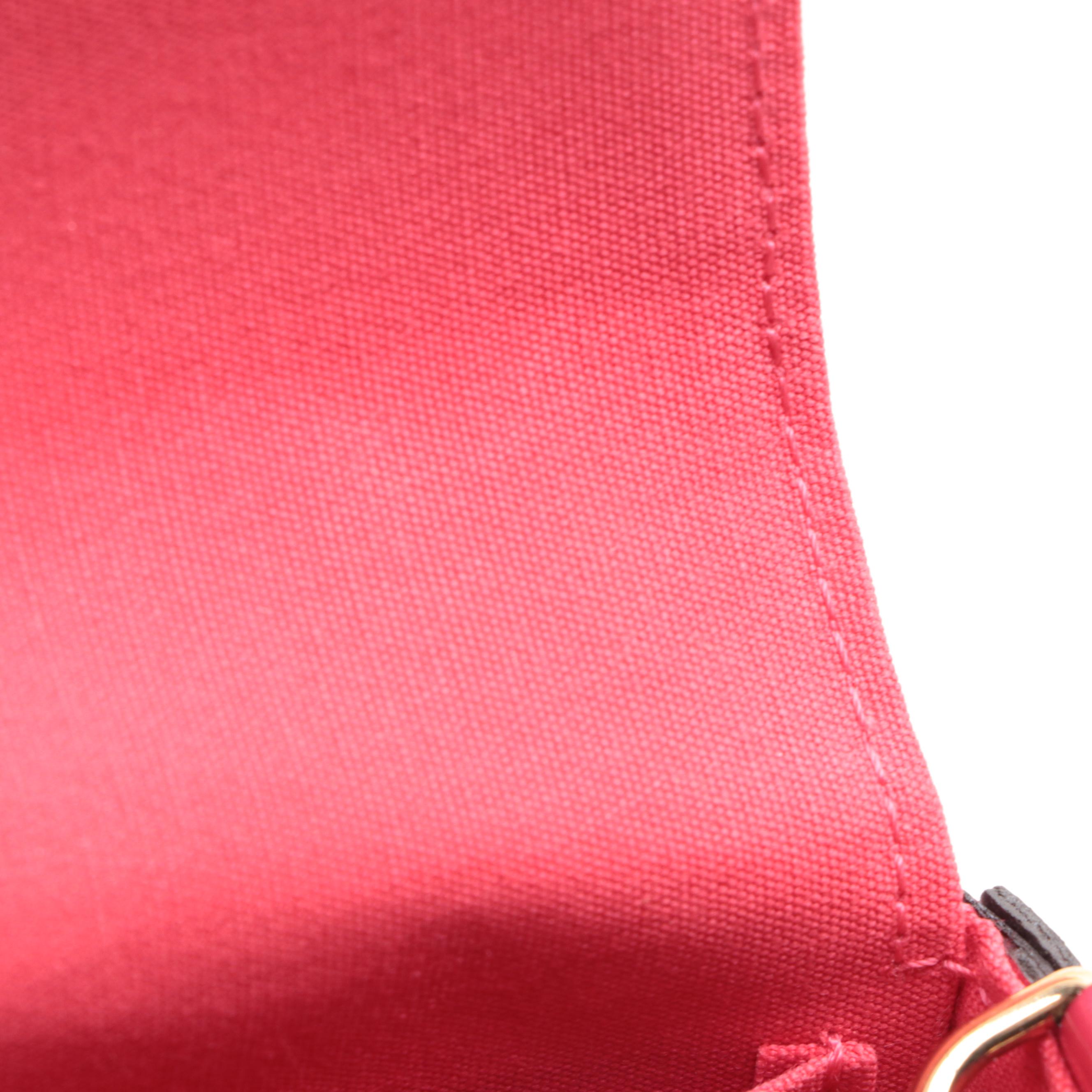 Louis Vuitton Félicie Pochette in Monogram Vernis Leather