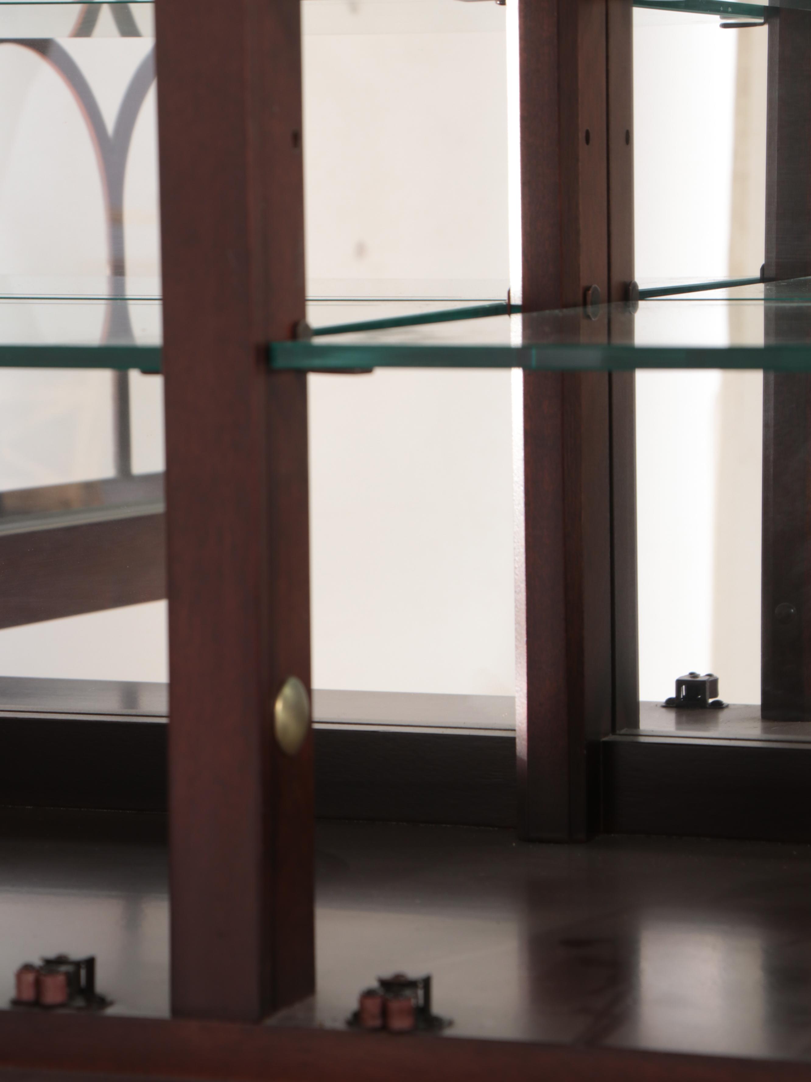 Bernhardt "Grand Savannah" Mahogany-Stained China Cabinet