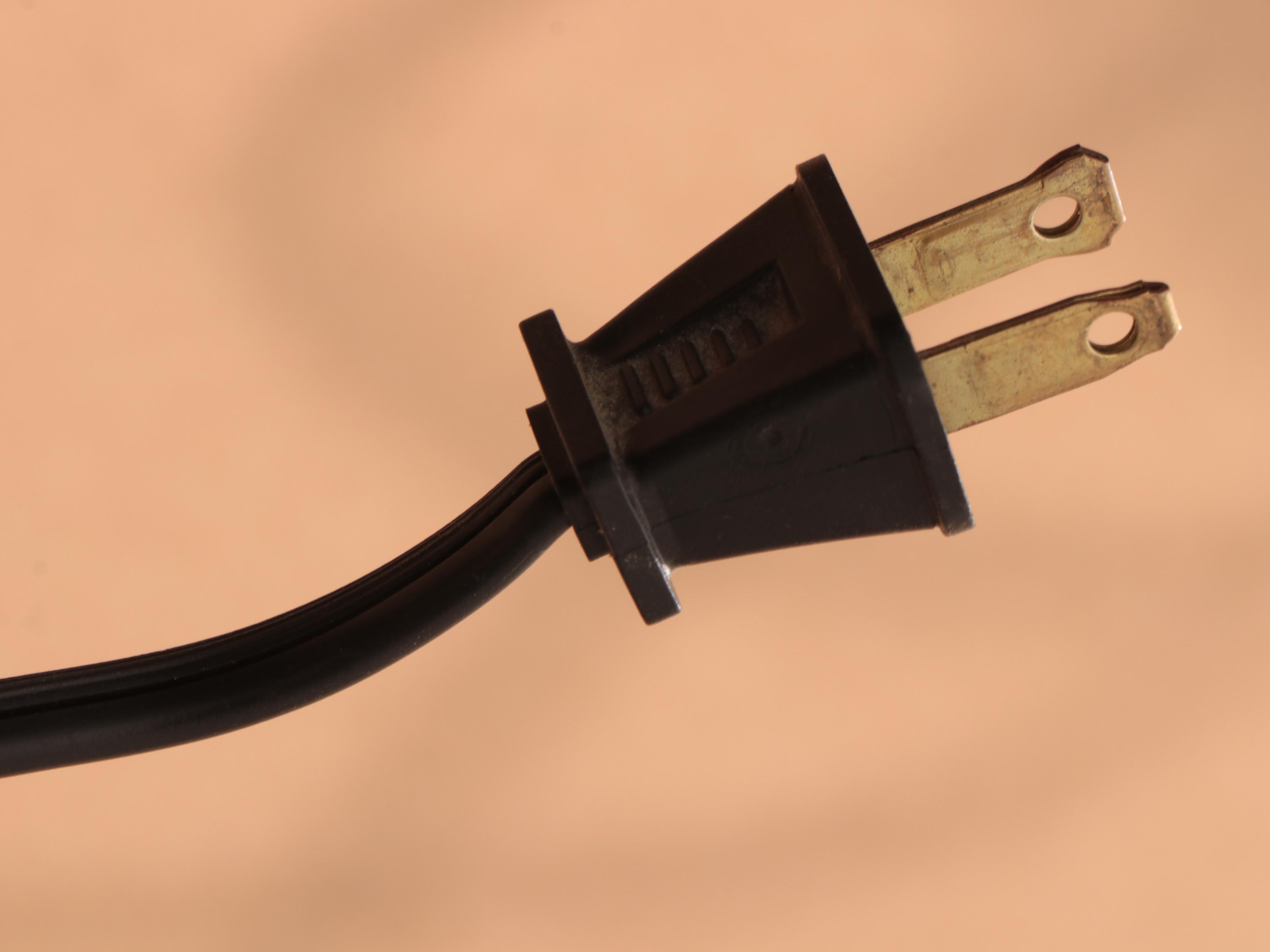 Bernhardt "Grand Savannah" Mahogany-Stained China Cabinet