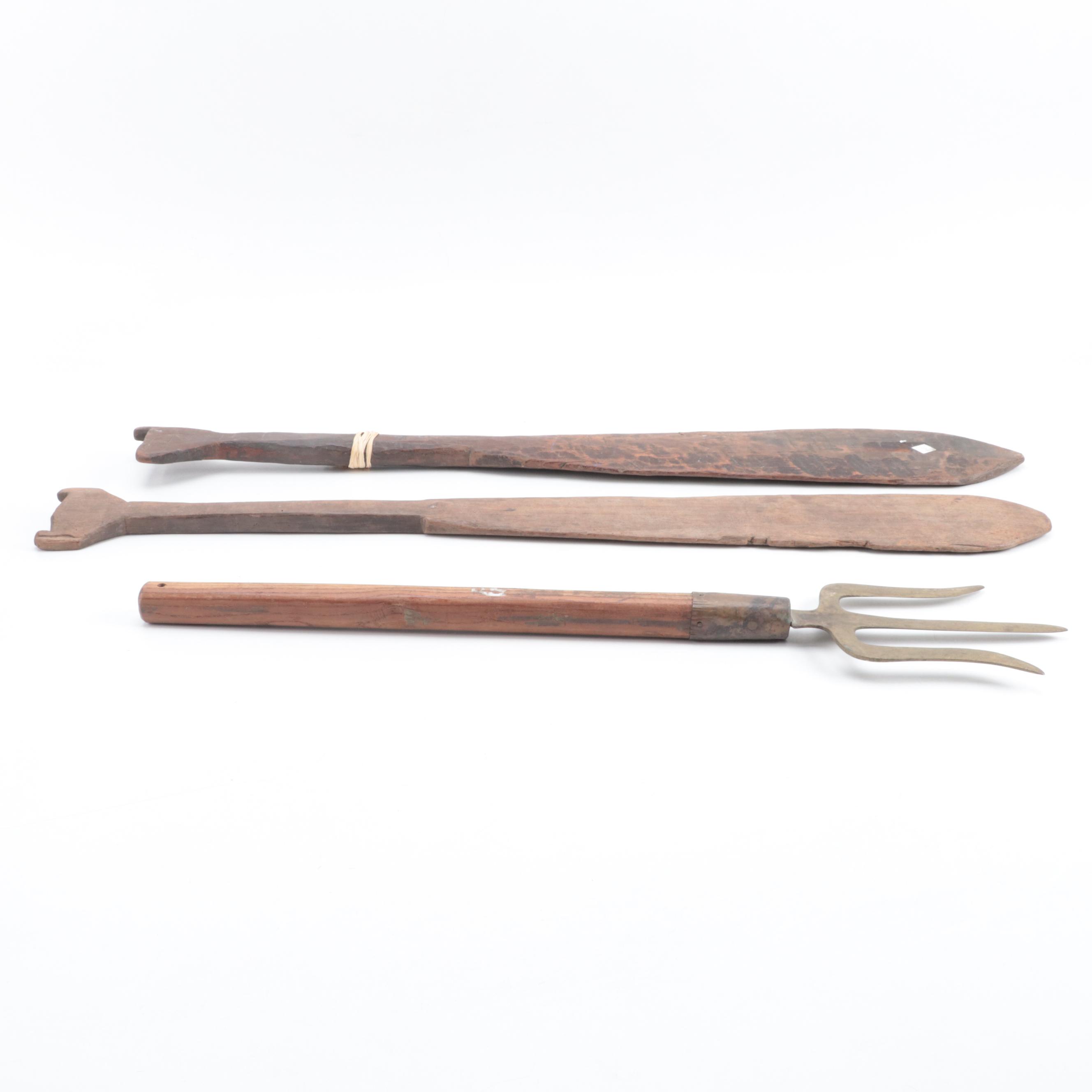 Wooden Cooking Paddles with Trident Fork