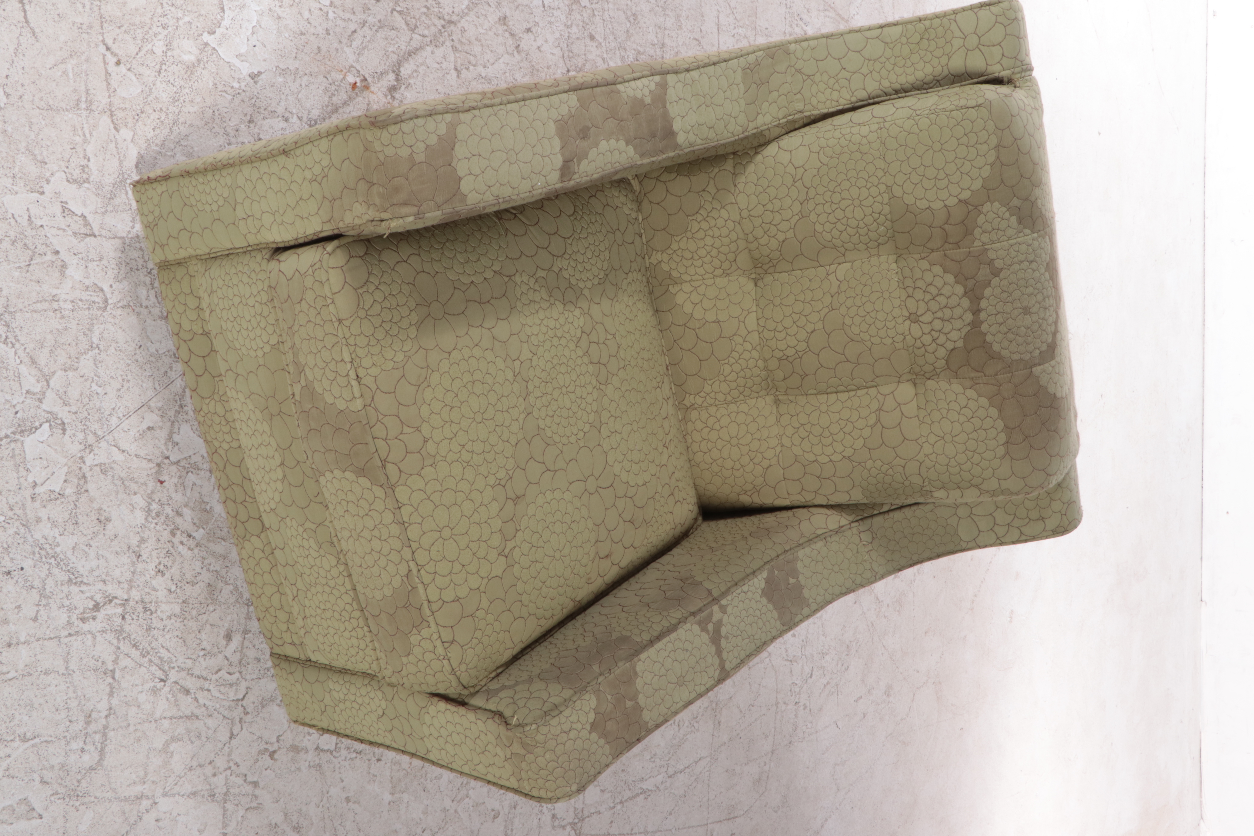 La-Z-Boy Mid Century Modern Style Swivel Lounge Chair