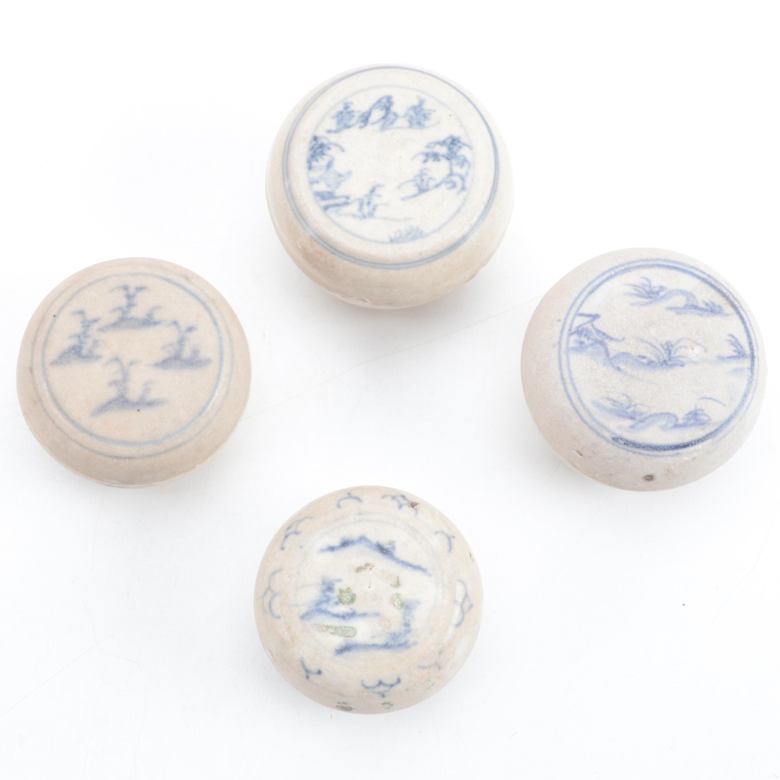 Vietnamese Blue and White Porcelain Lidded Boxes, 17th C