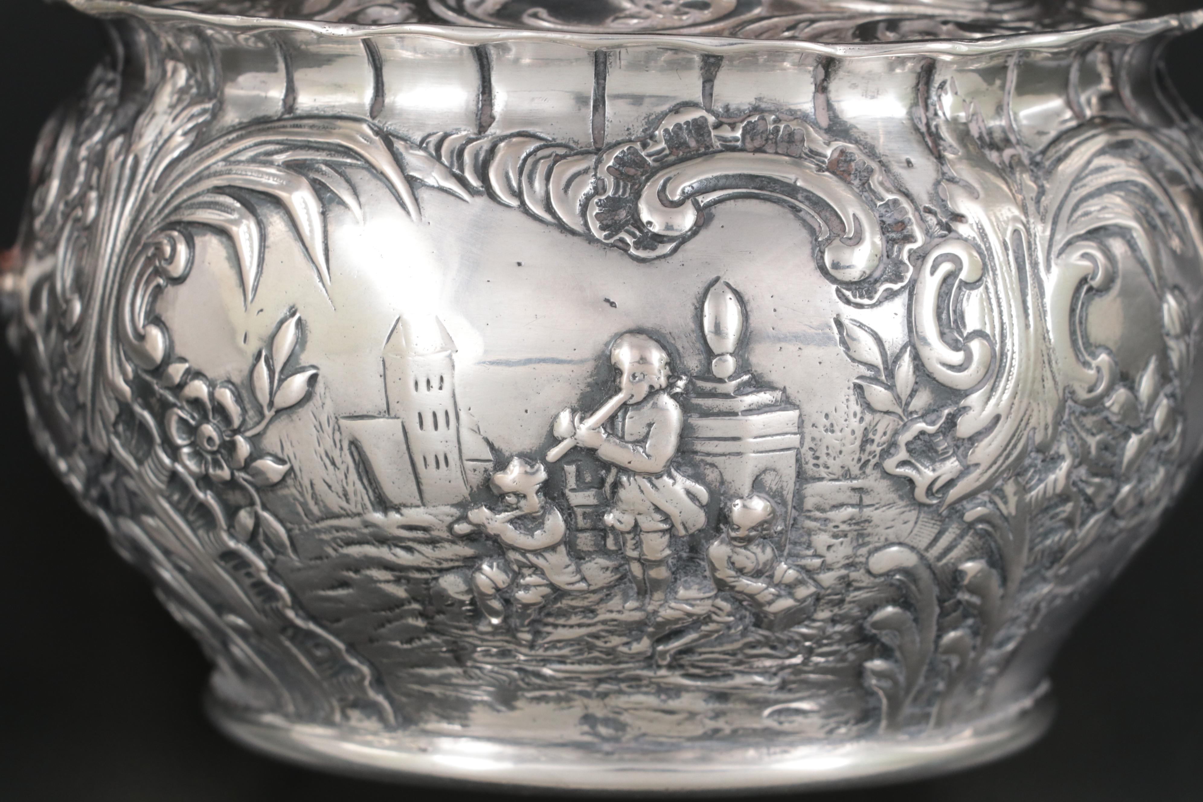 J. D. Schleissner & Söhne Baroque Revival Hanau 870 Silver Sugar, 19th C.