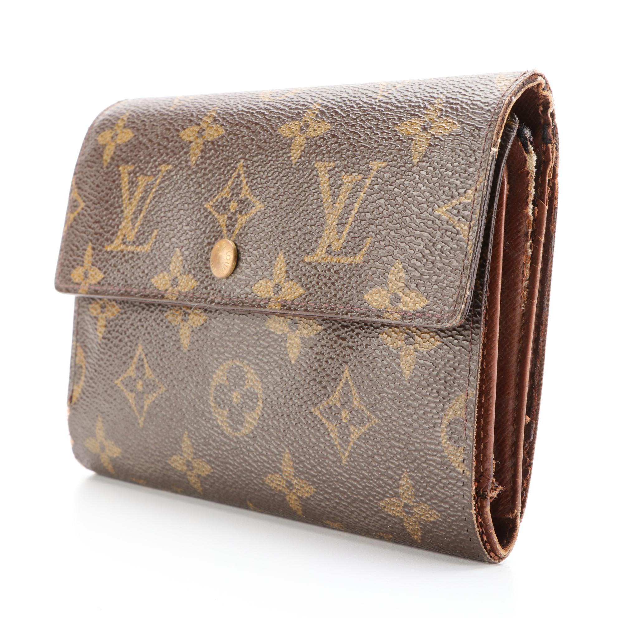 Louis Vuitton Wallet in Monogram Canvas