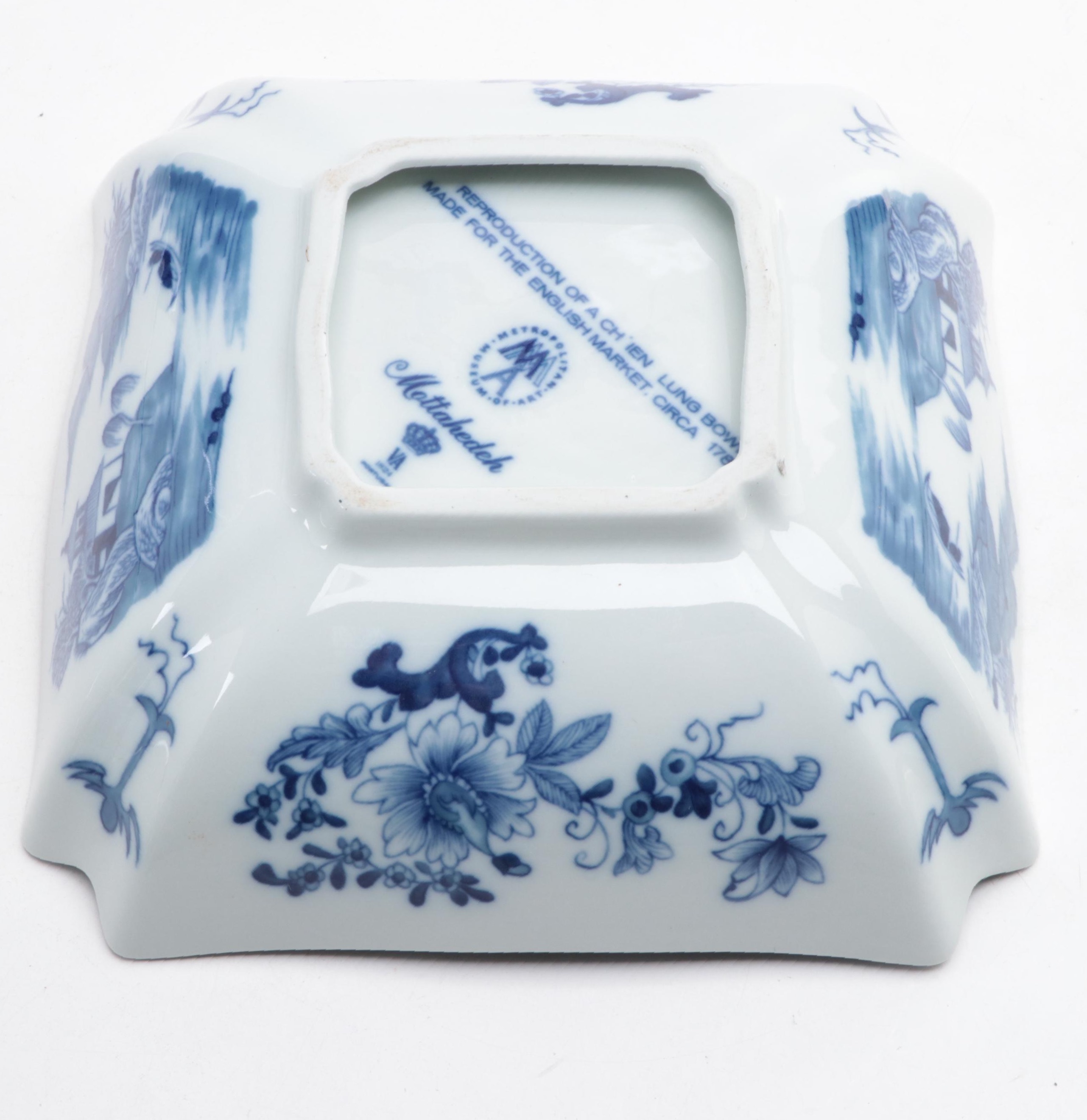 Mottahedeh Chinese Export Style Porcelain and Other Bowls