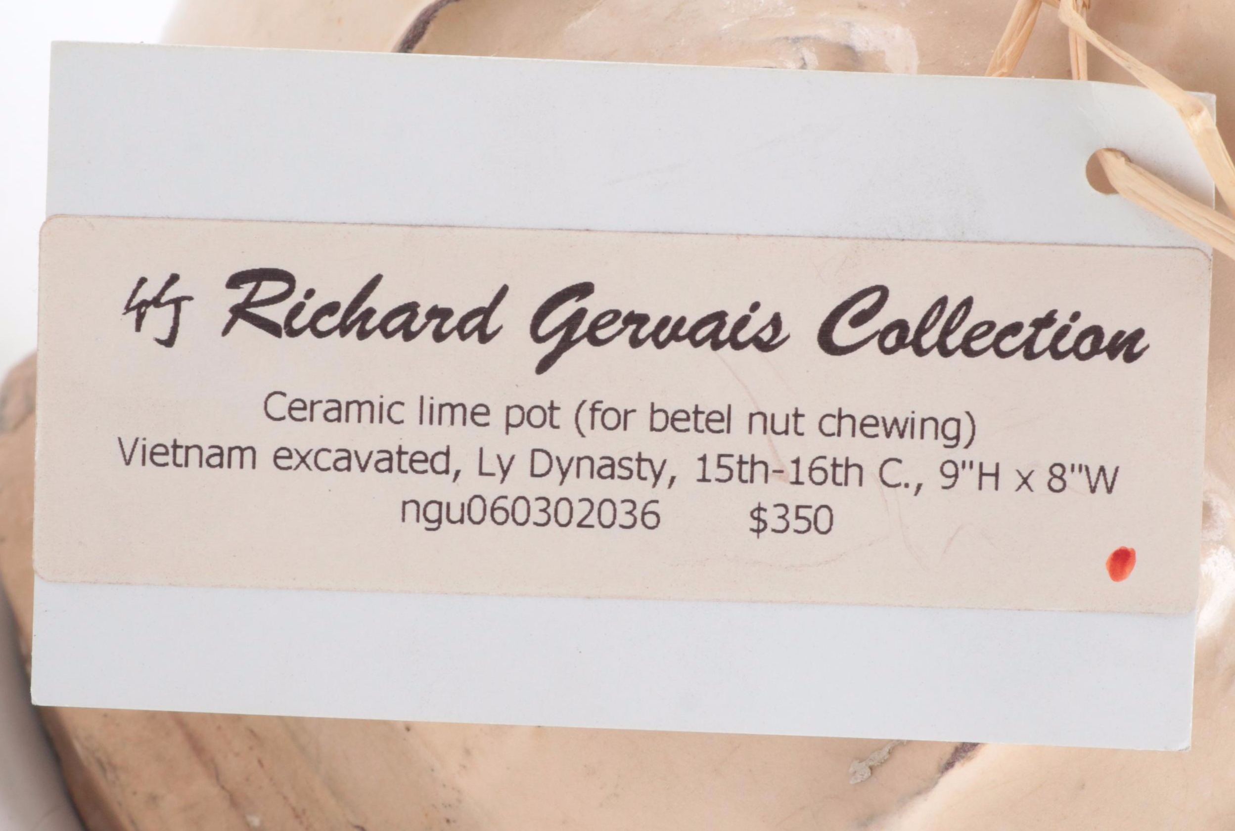 Vietnamese Excavated Blue and White Earthenware Lime Pot, Ly Dynasty