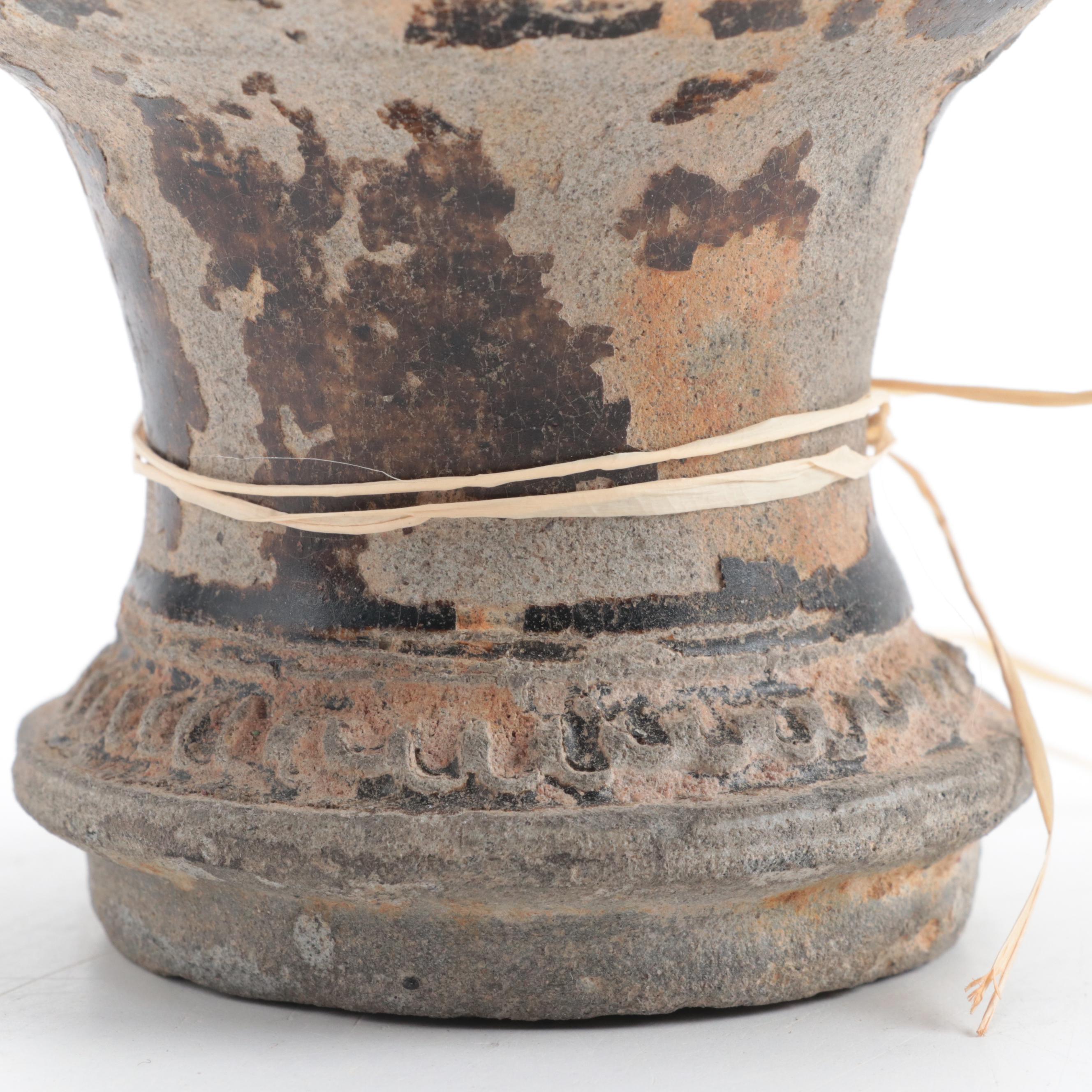 Sukhothai Brown Glazed Cylindrical Stoneware Jar, Antique