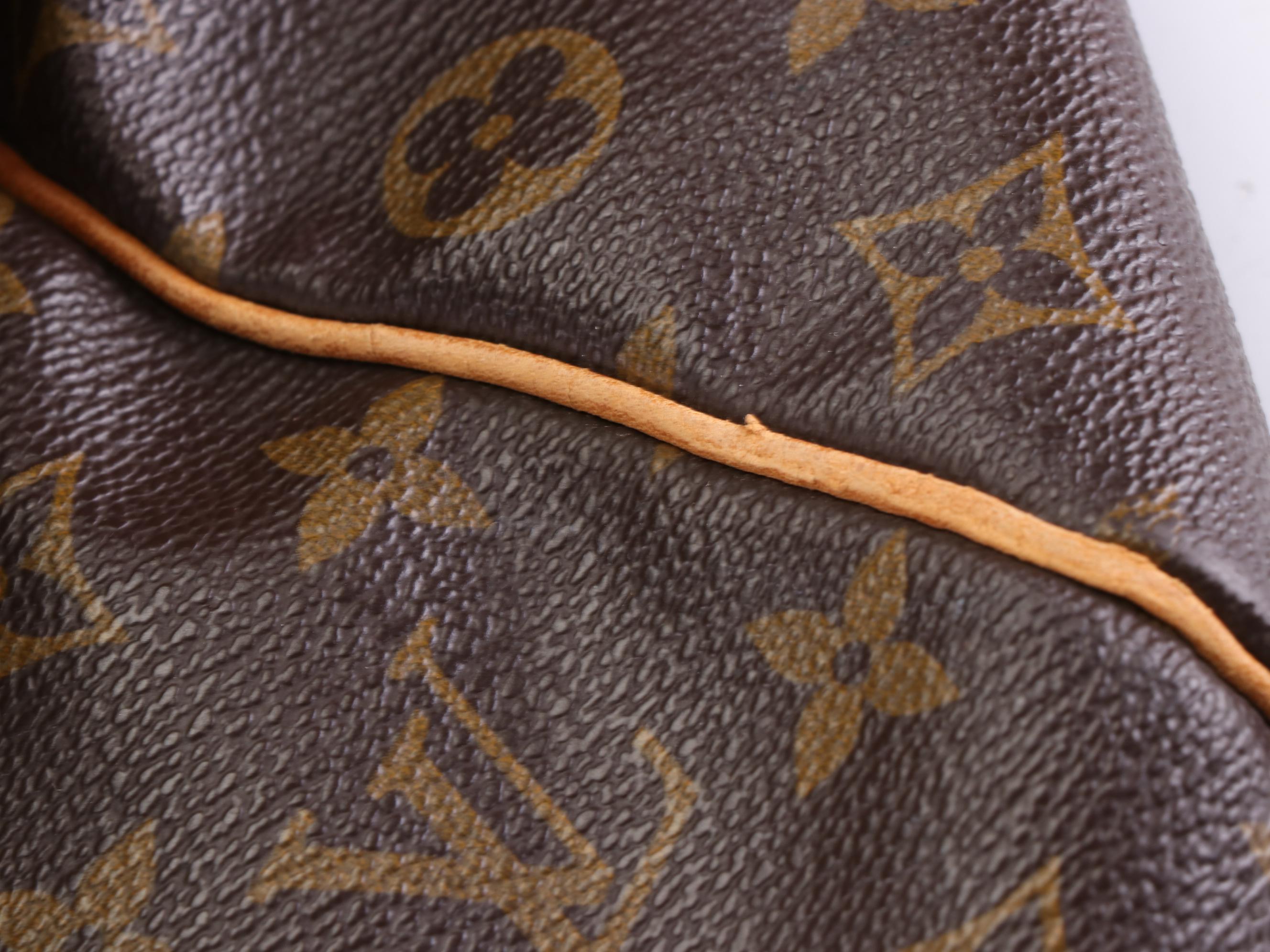 Louis Vuitton Keepall 50 in Monogram Canvas and Vachetta Leather