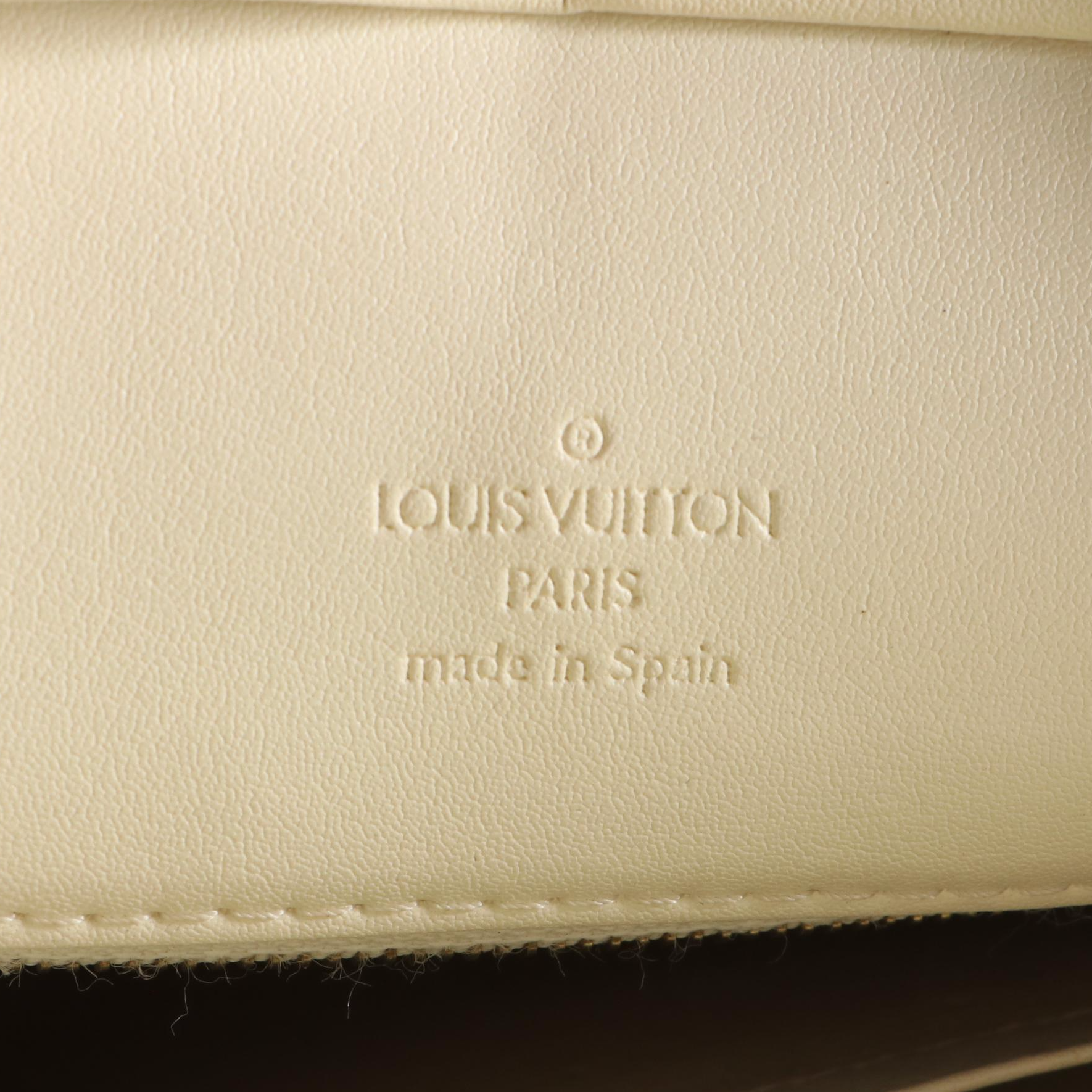 Louis Vuitton Houston Tote in Perle Monogram Vernis and Vachetta Leather