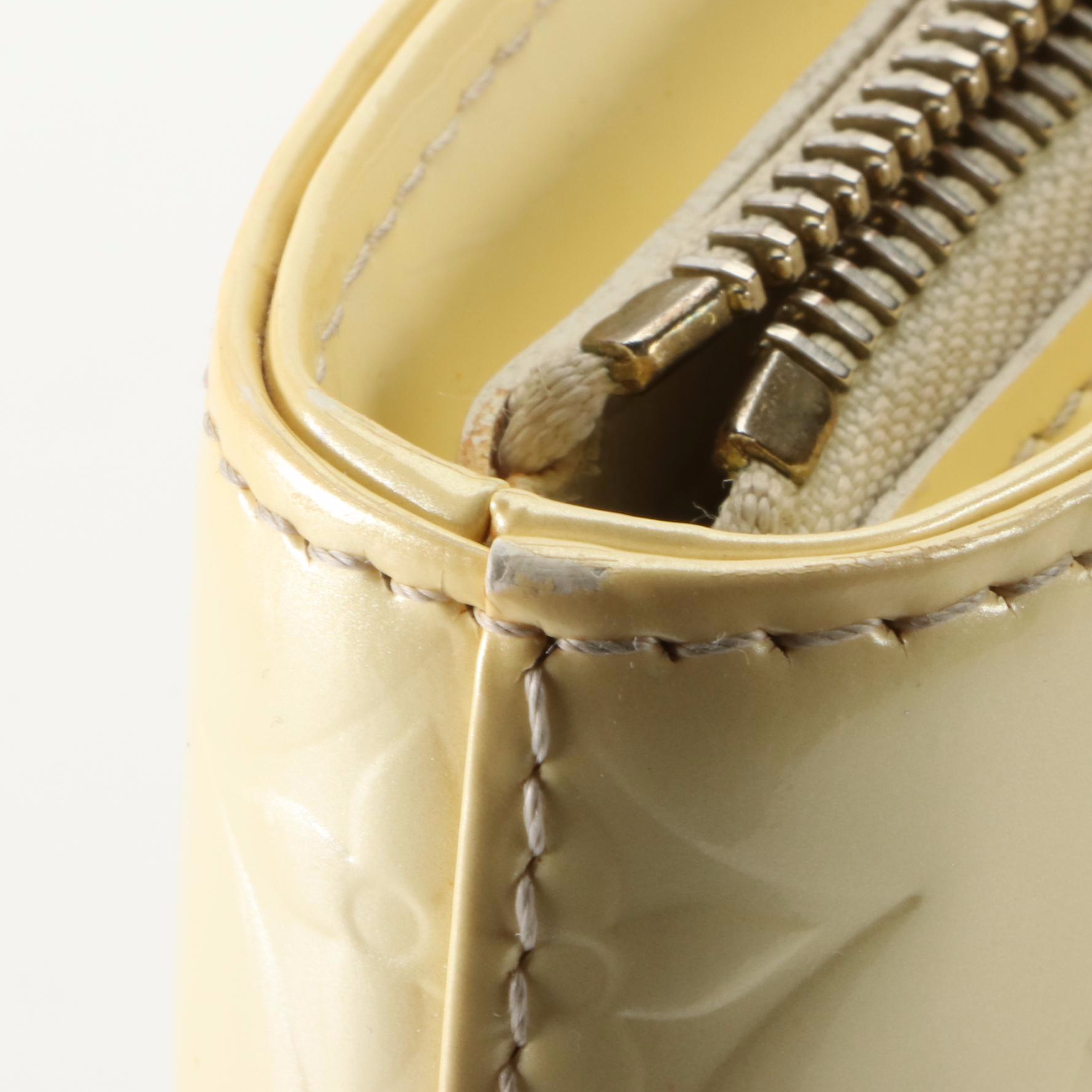 Louis Vuitton Houston Tote in Perle Monogram Vernis and Vachetta Leather