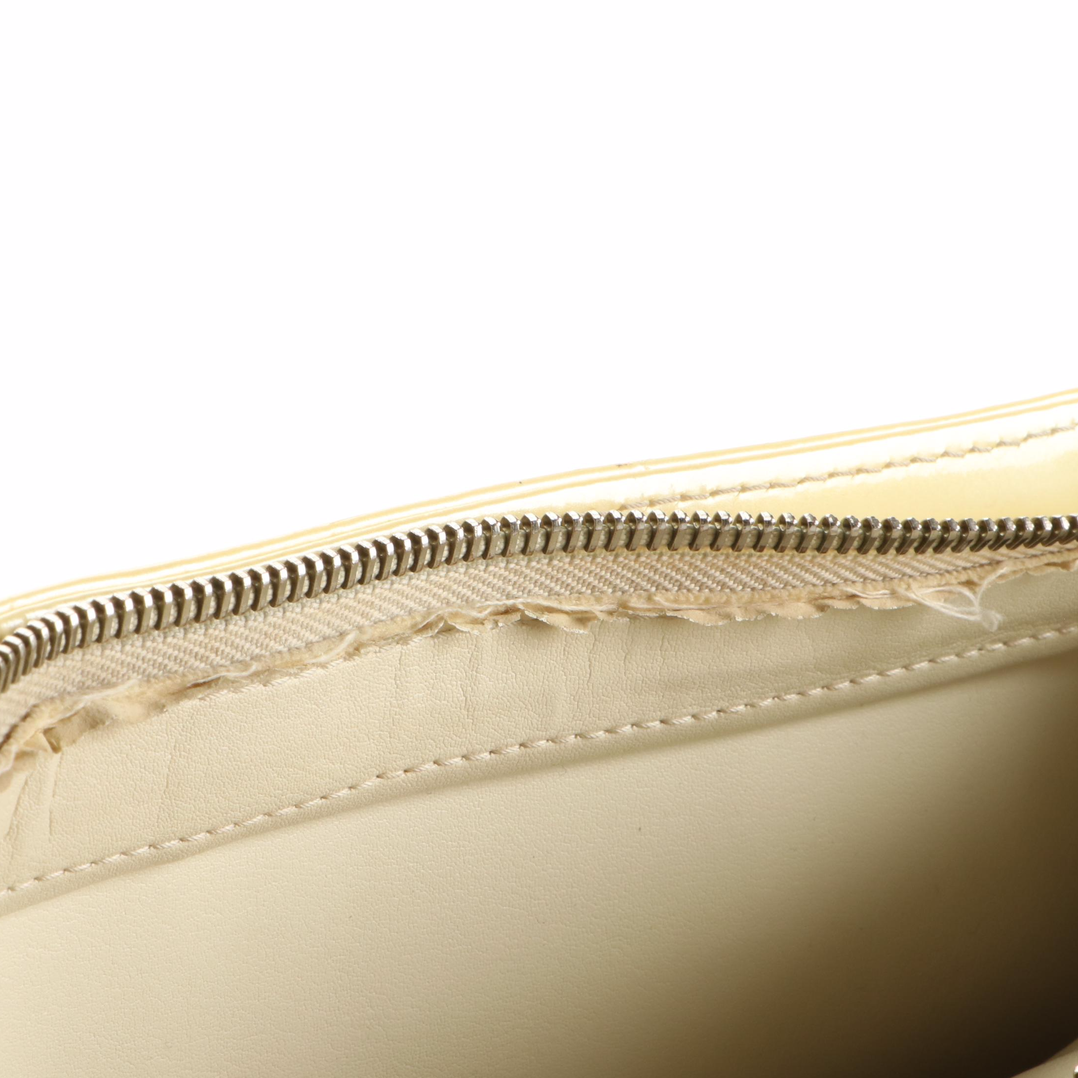 Louis Vuitton Houston Tote in Perle Monogram Vernis and Vachetta Leather