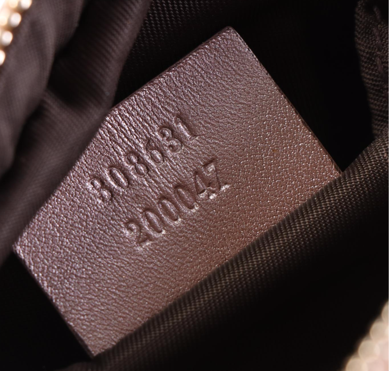 Gucci Interlocking GG Cosmetic Pouch in Microguccissima Leather with Box