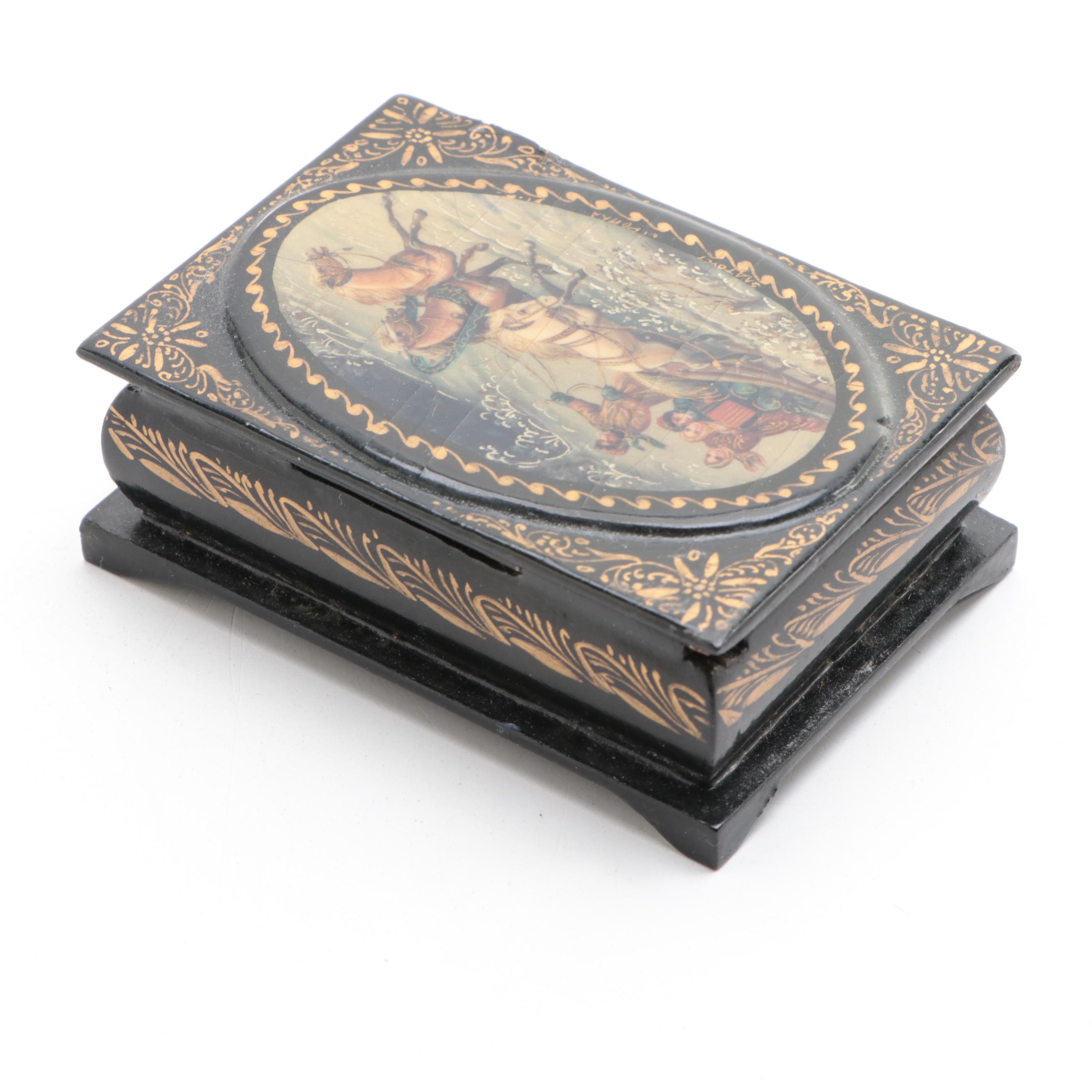 Russian Hand-Painted Troika Scene Lacquer Box, 20th Century