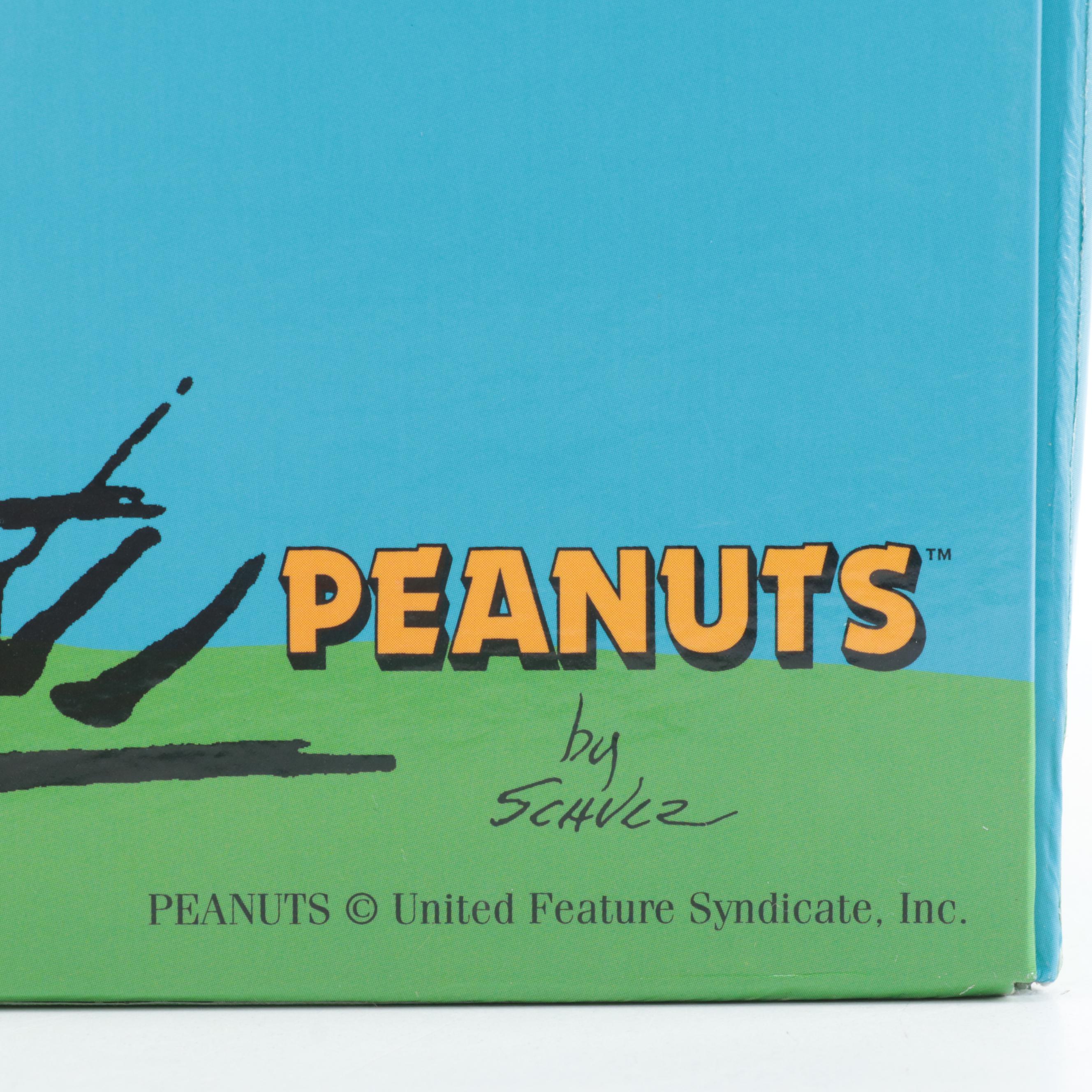 McDonald's Peanuts Snoopy World Tour Display Toy Set