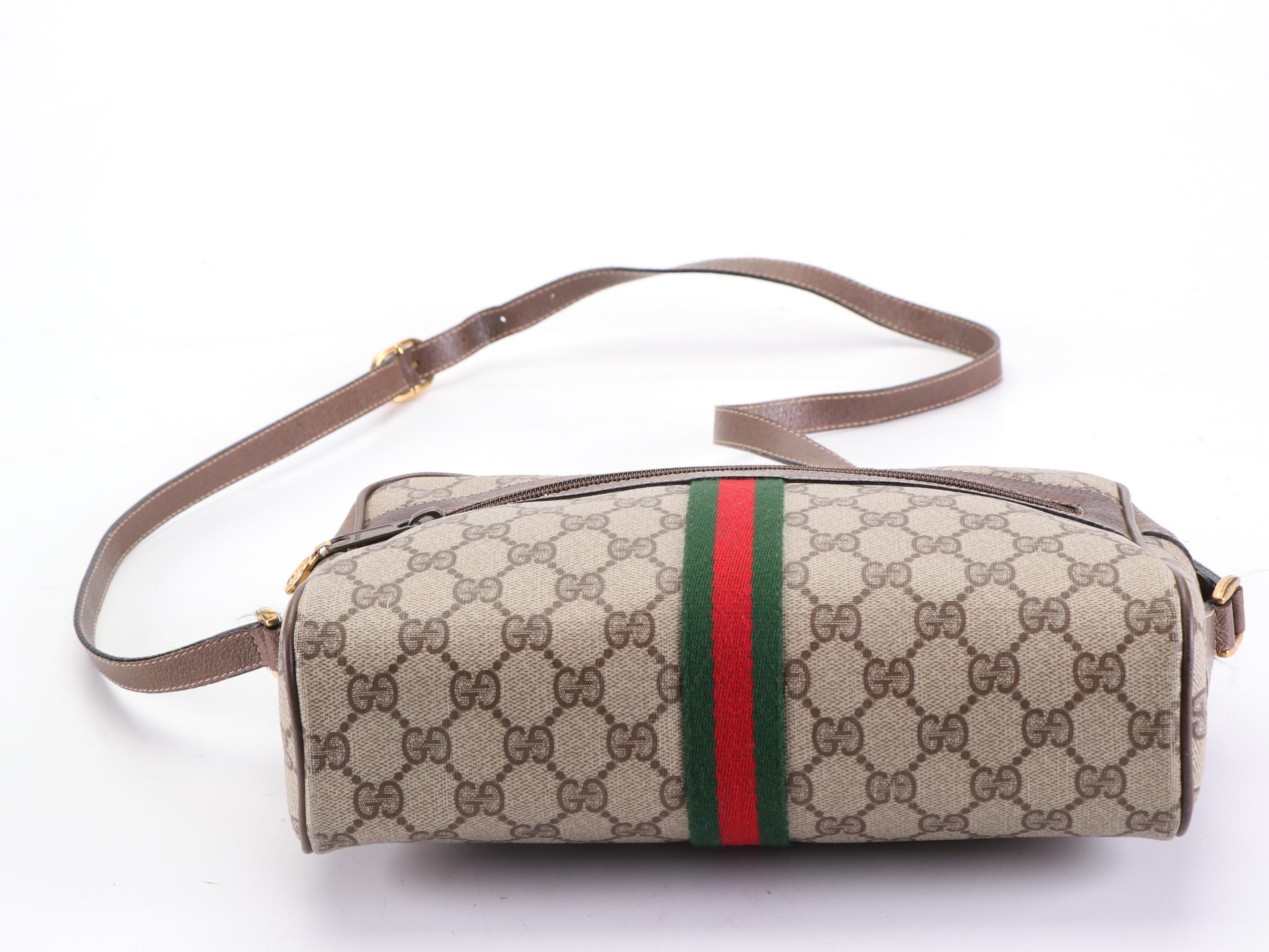Gucci Accessory Collection Shoulder Bag in GG Supreme Canvas and Leather