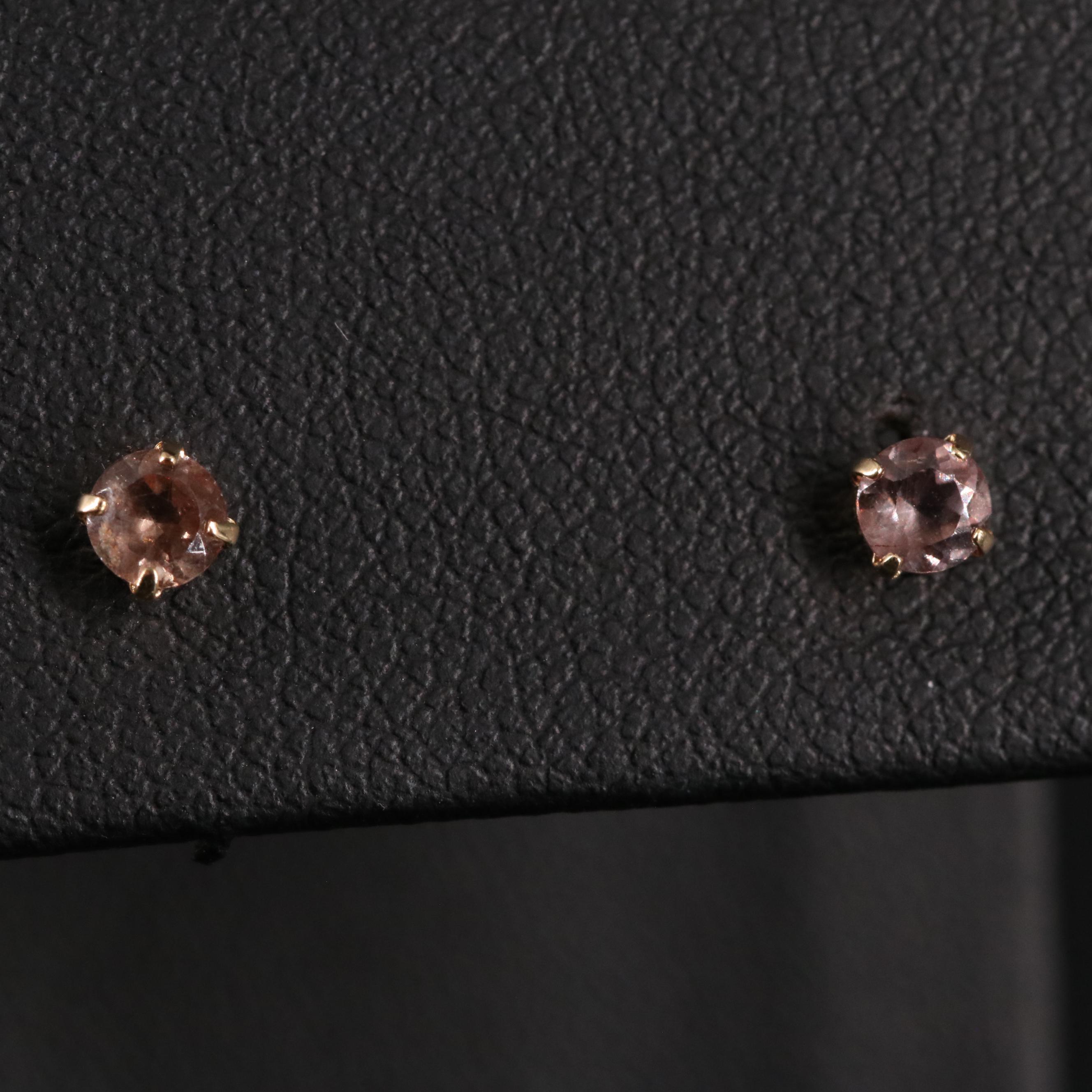 18K Color Change Garnet Stud Earrings