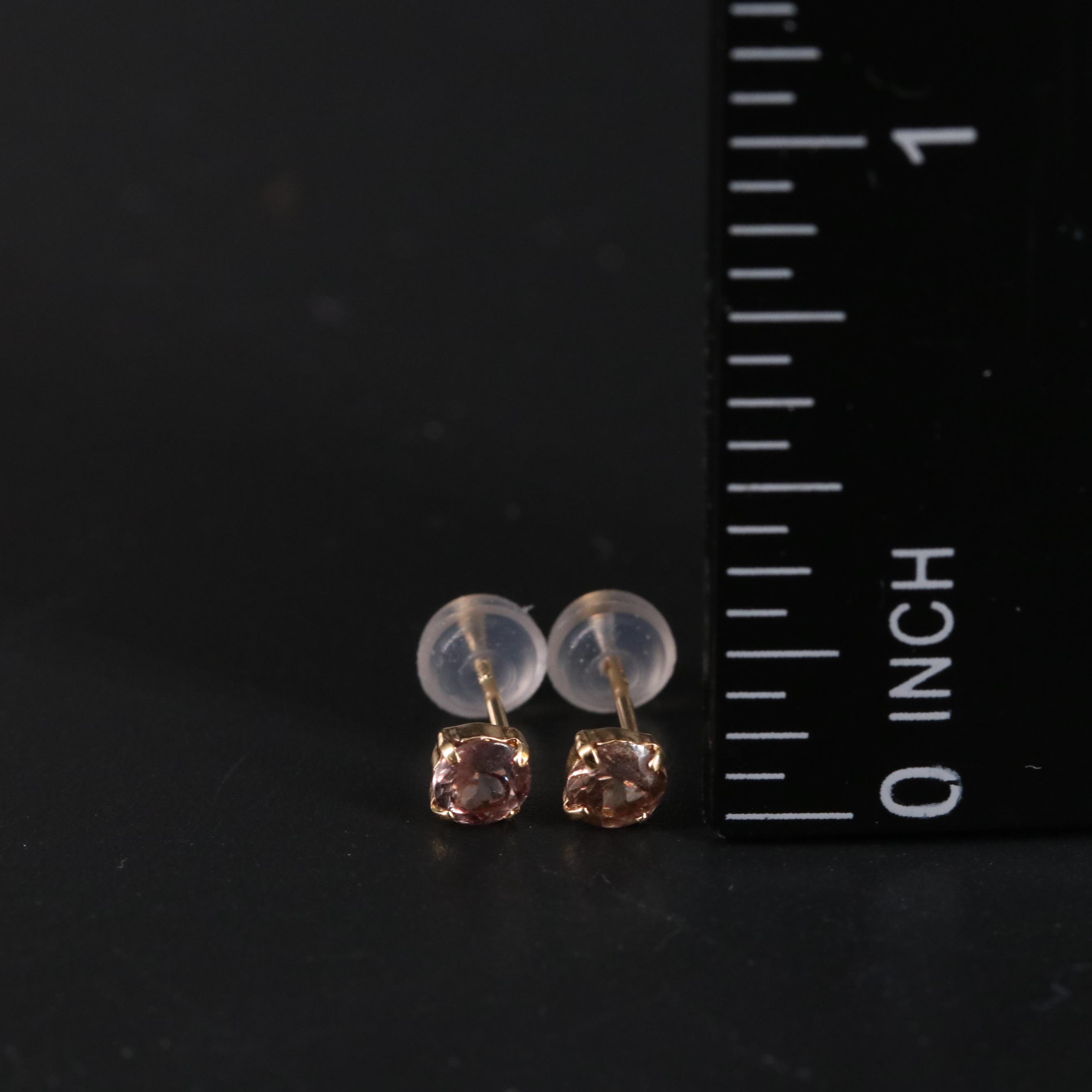 18K Color Change Garnet Stud Earrings