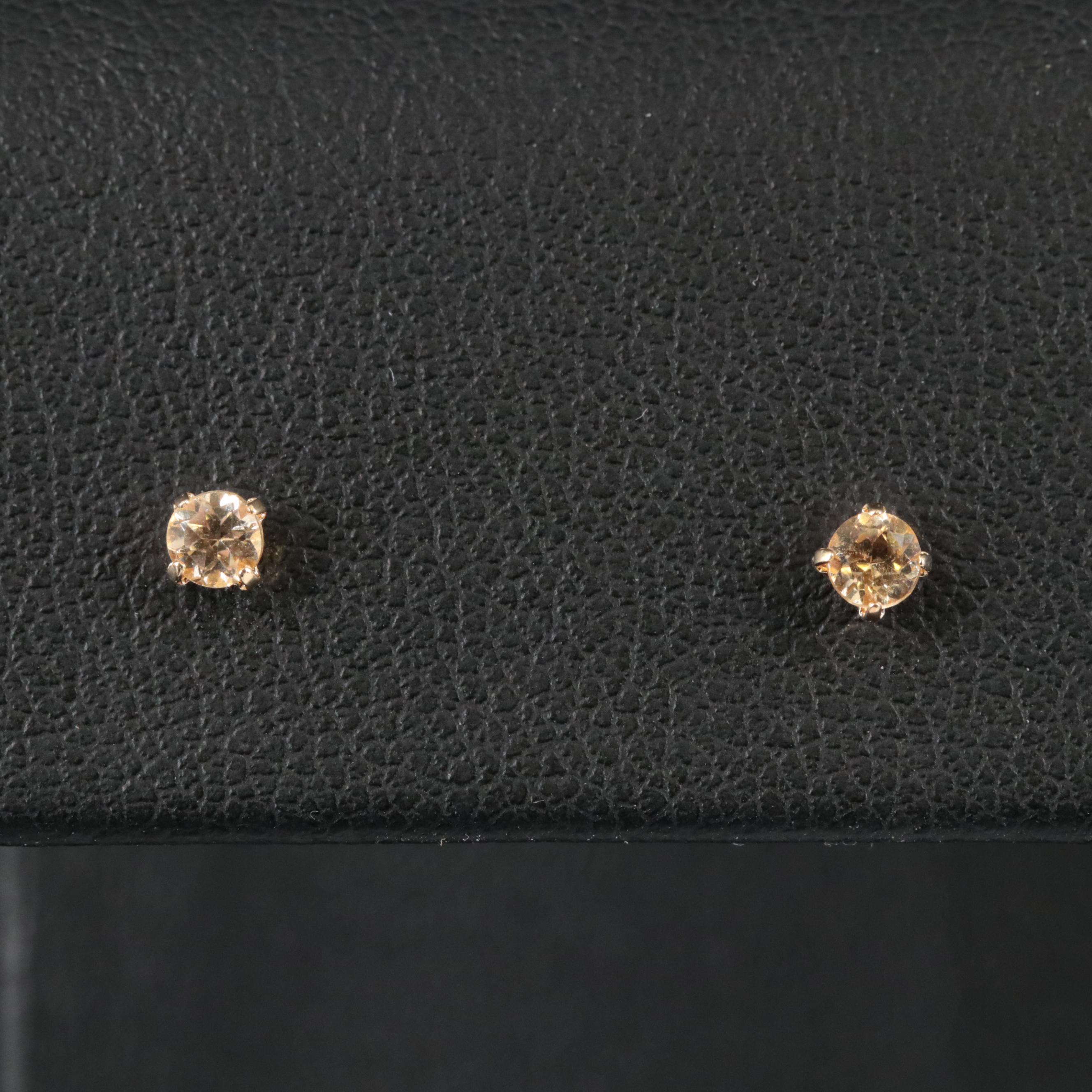 18K Garnet Stud Earrings