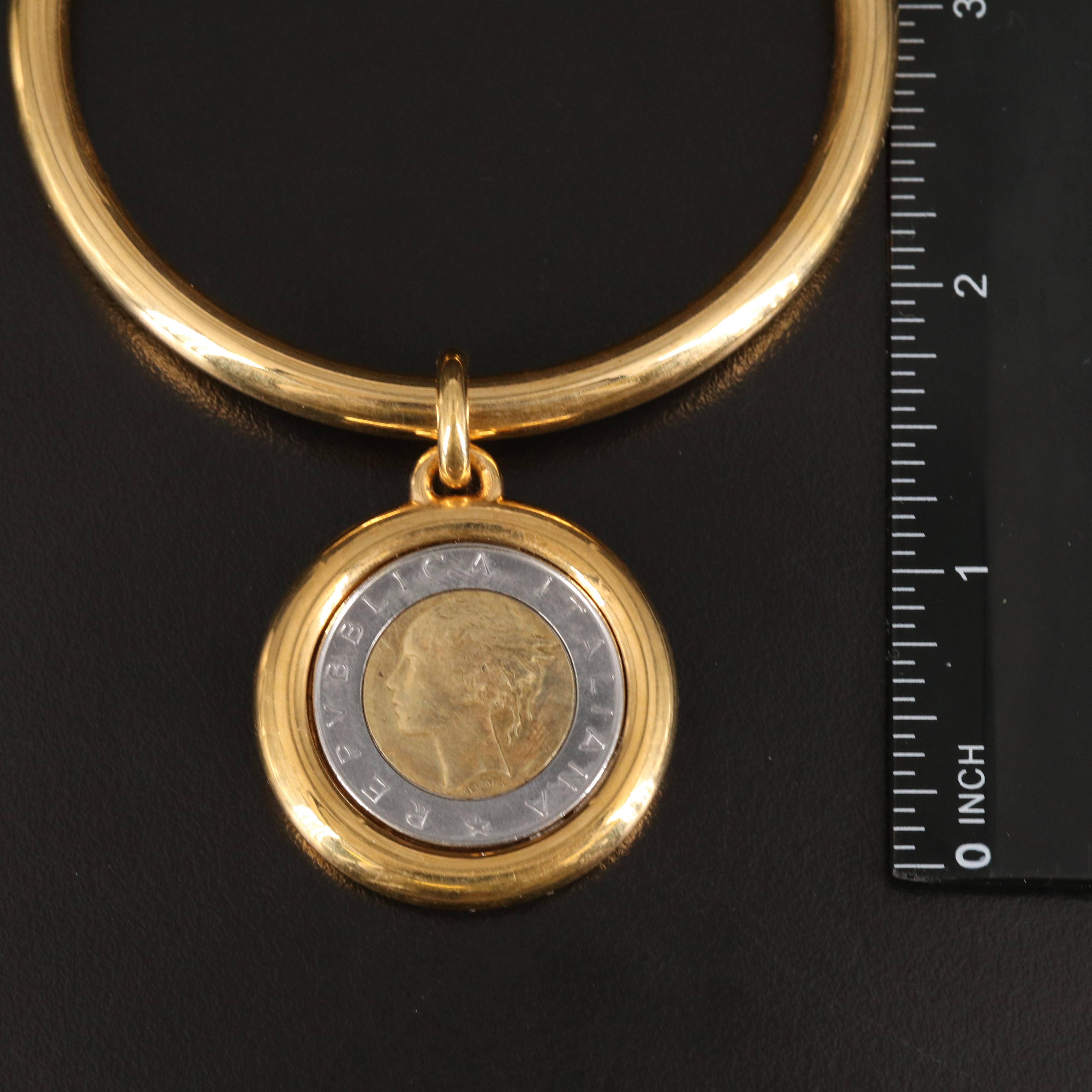 18K Bangle Holding 1984 Italy 500 Lire Coin