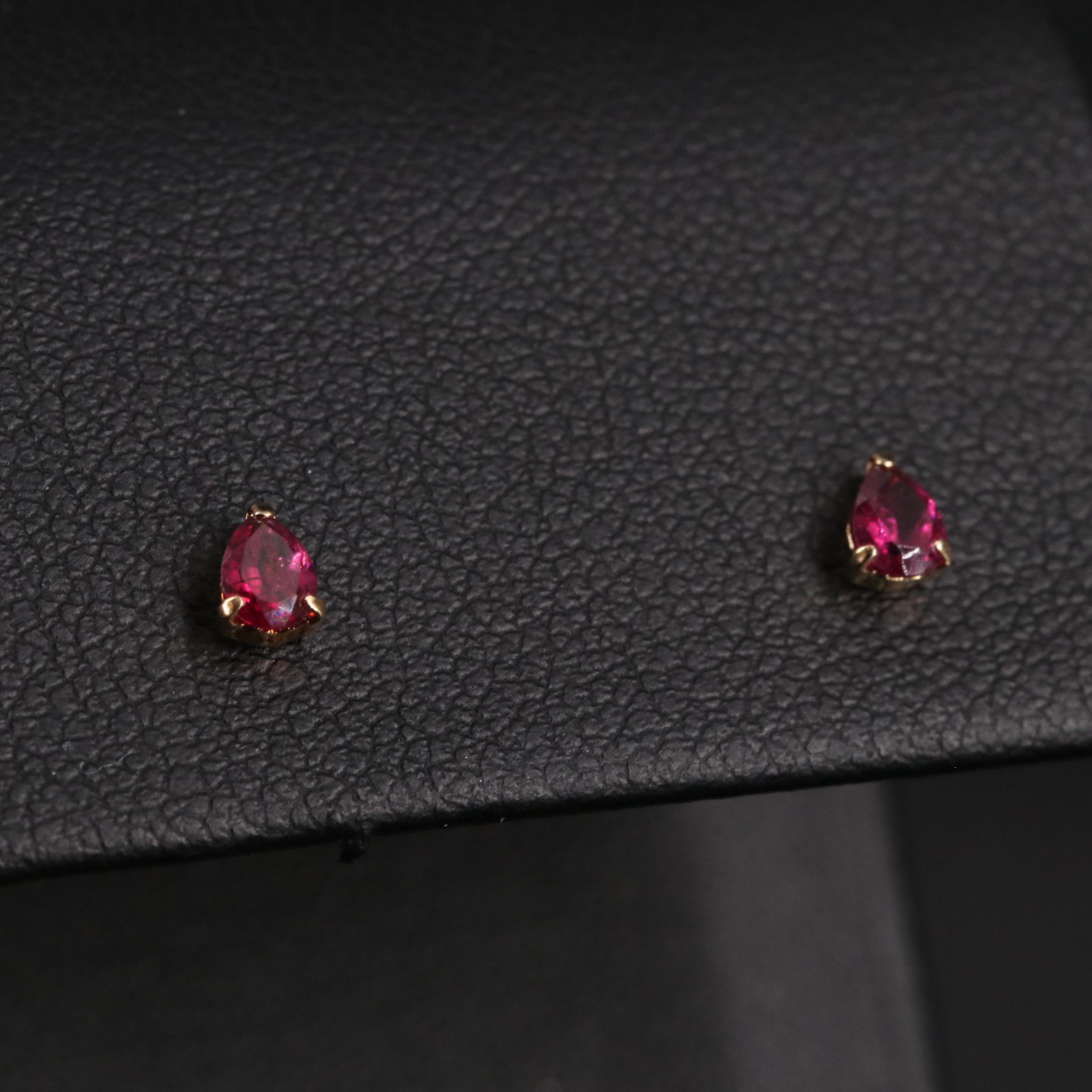 18K Garnet Stud Earrings