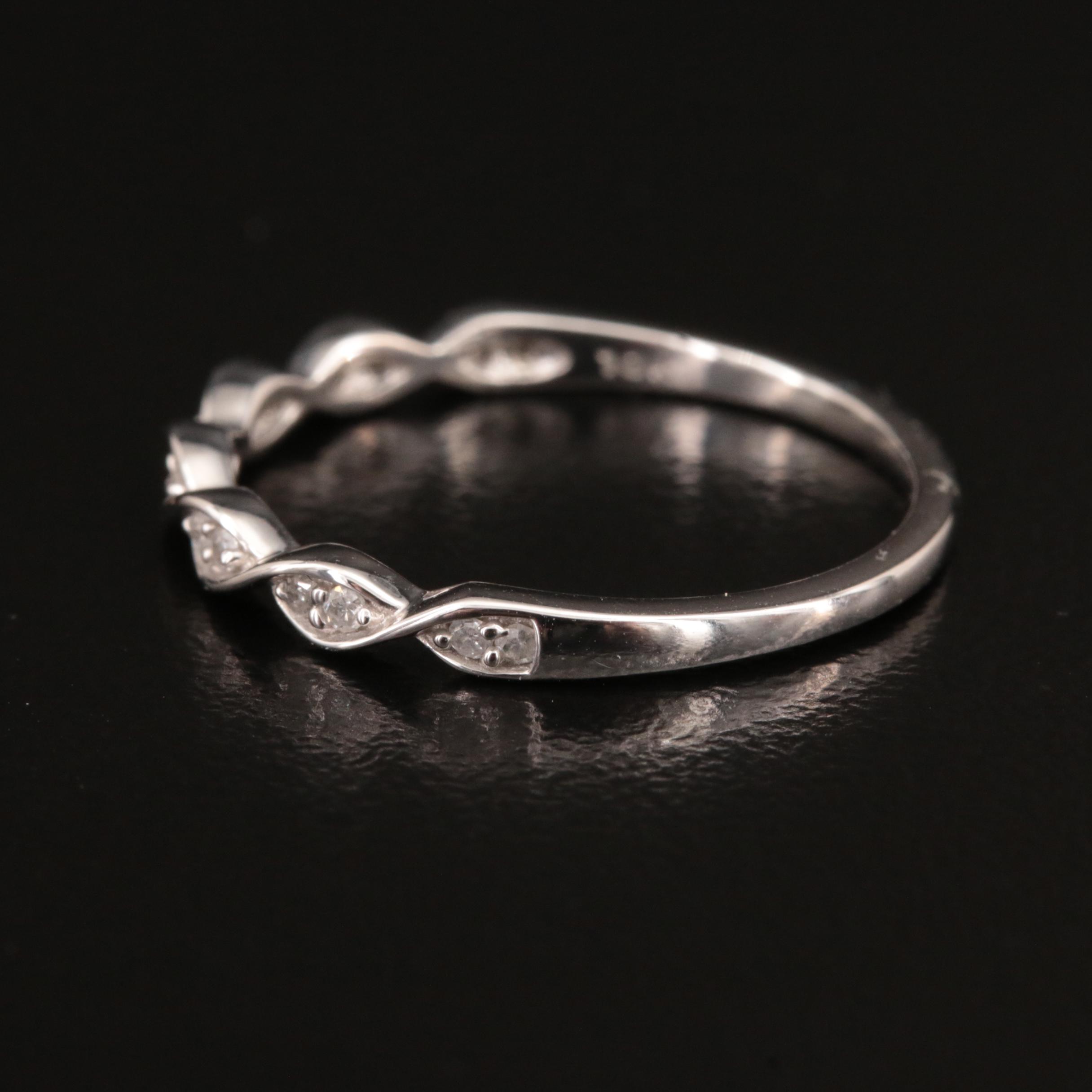 10K 0.10 CTW Diamond Band