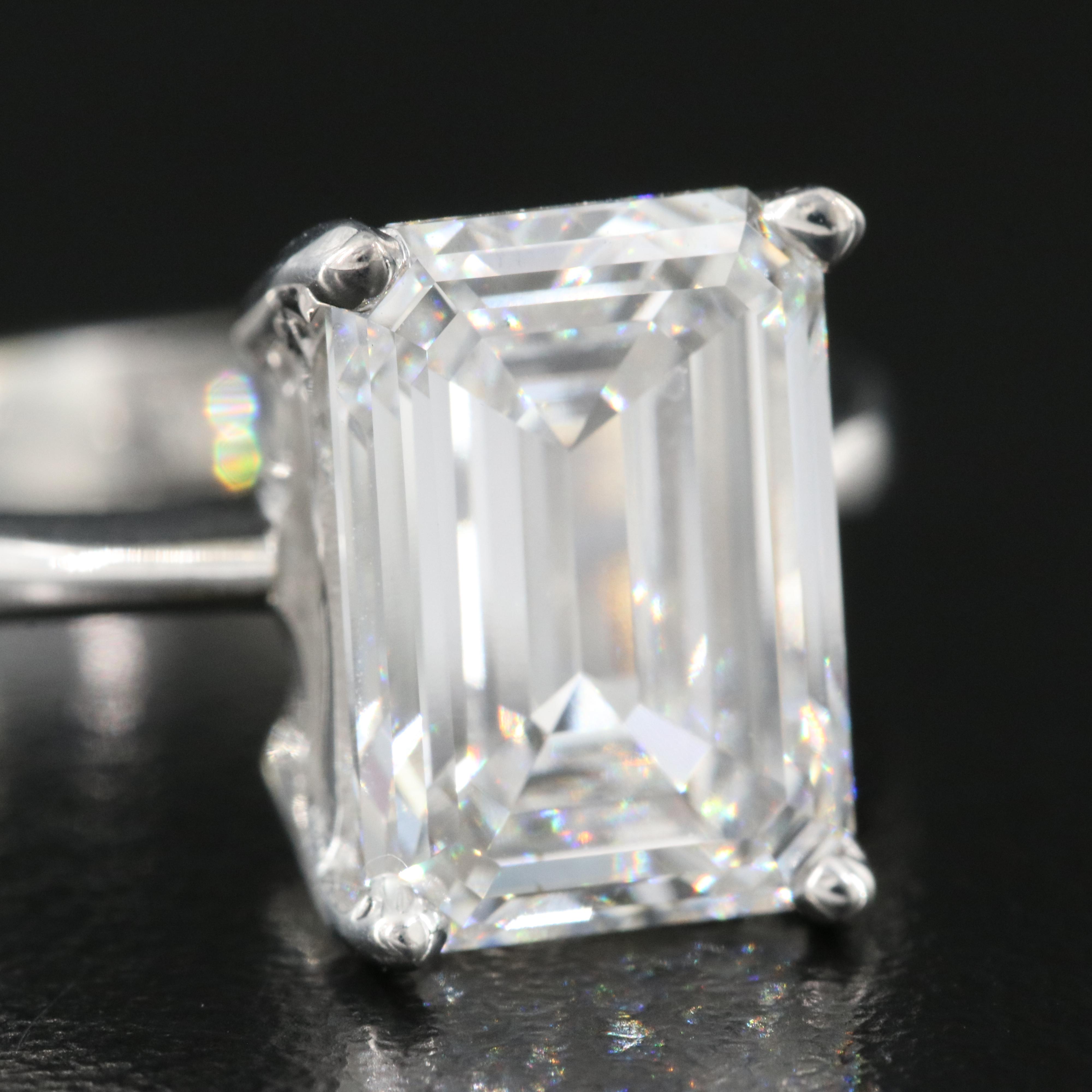 18K 5.02 CT Lab Grown Diamond Solitaire Ring with IGI Report