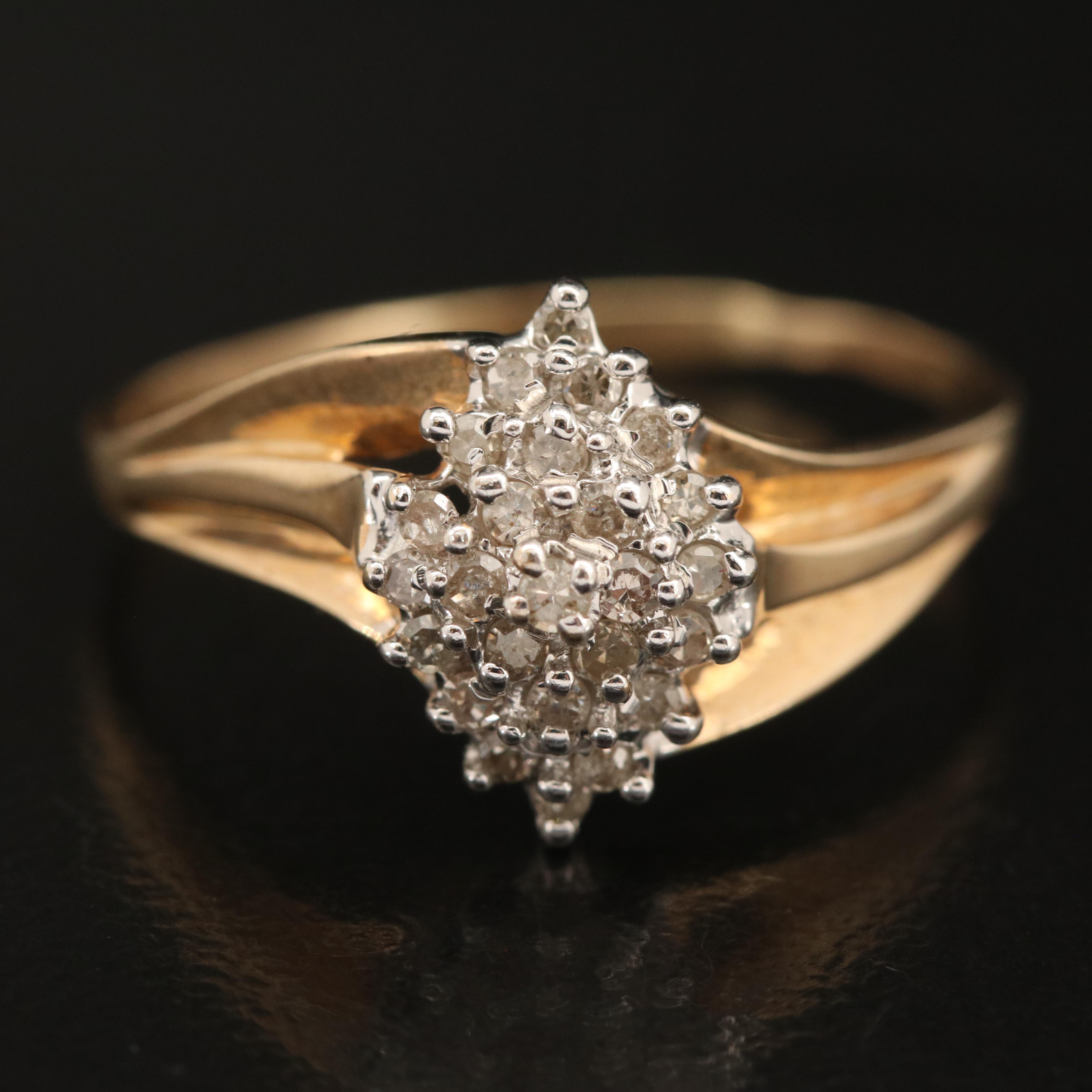 10K 0.25 CTW Diamond Cluster Ring