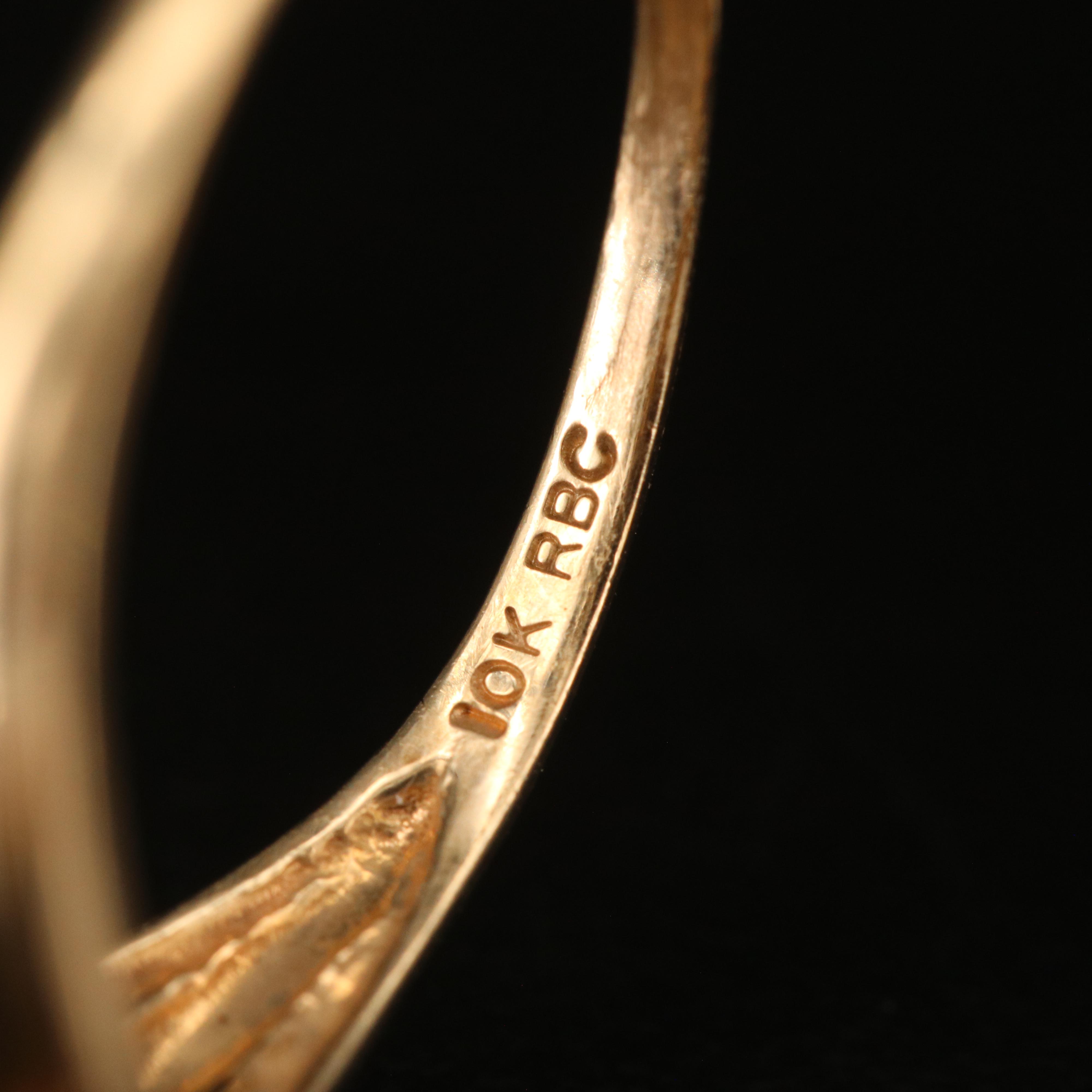 10K 0.25 CTW Diamond Cluster Ring