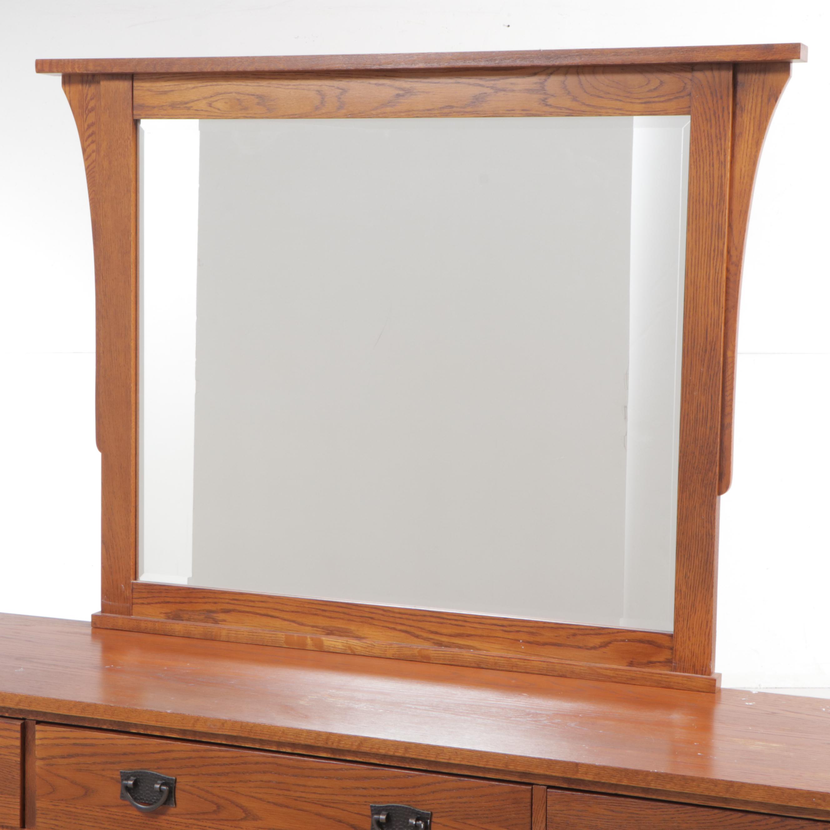 Thomasville "Impressions" Arts and Crafts Style Oak Nine-Drawer Dresser