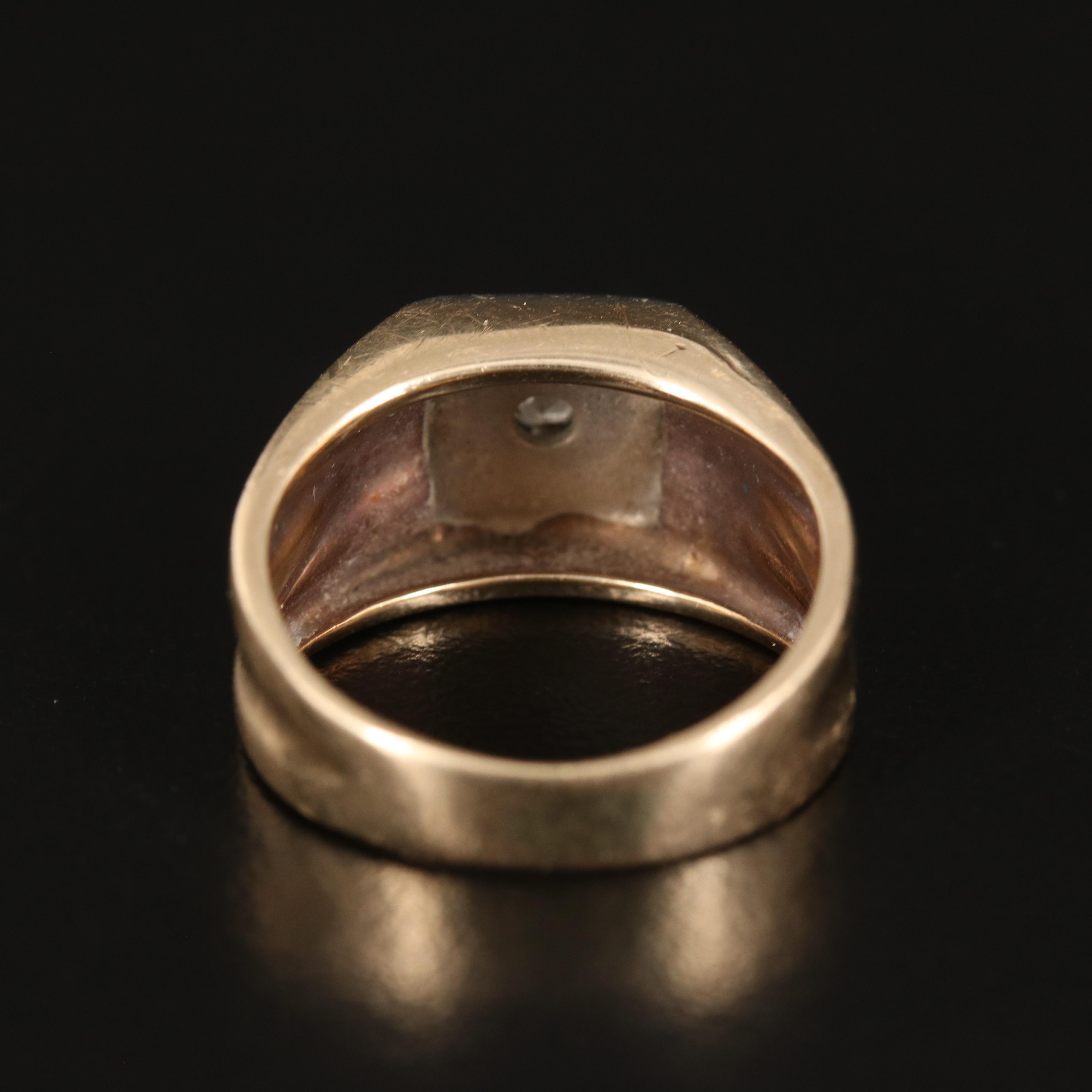 10K 0.08 CT Diamond Ring