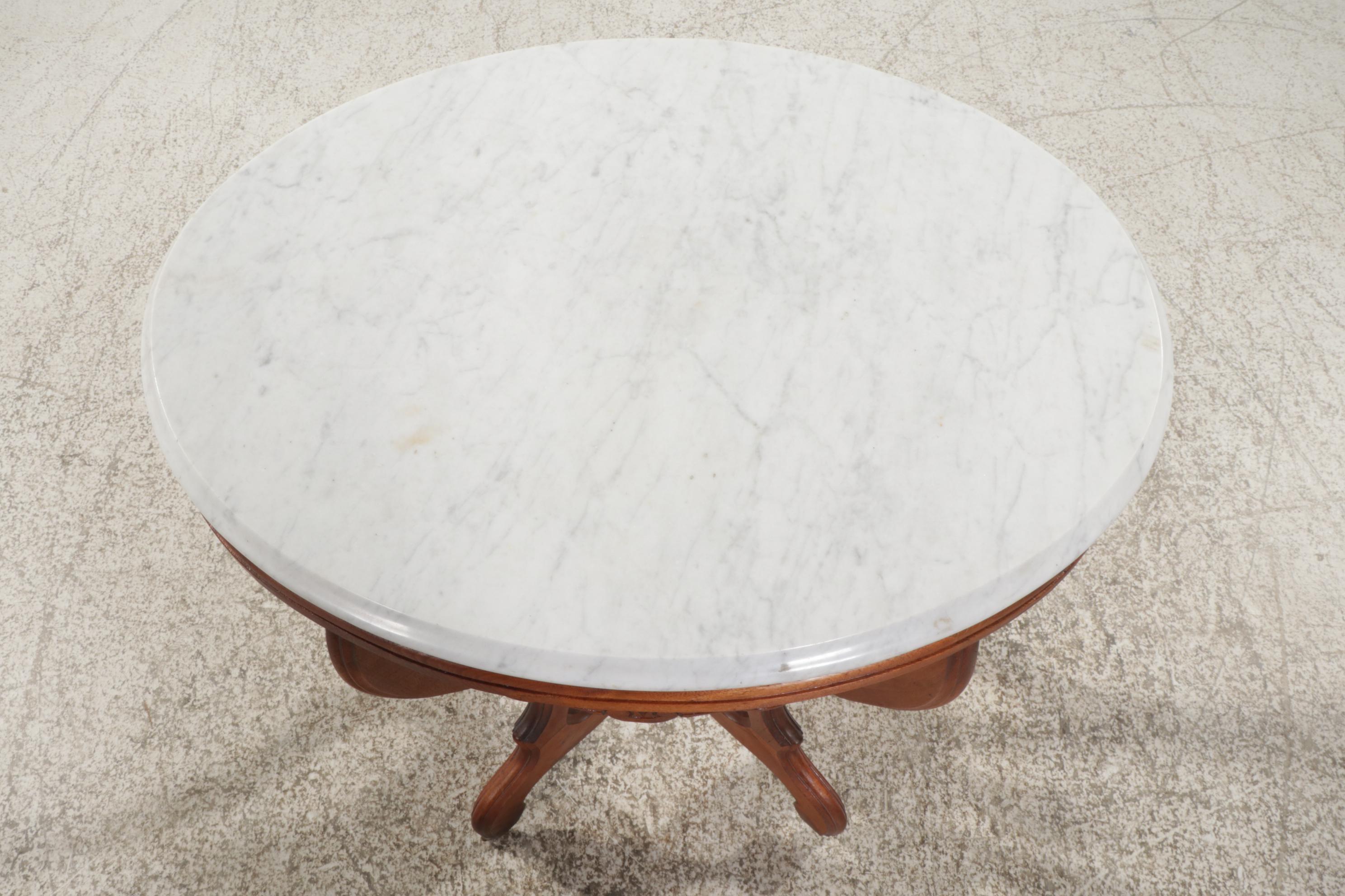 Victorian Walnut and Marble Top Oval Side Table, Late 19th Century