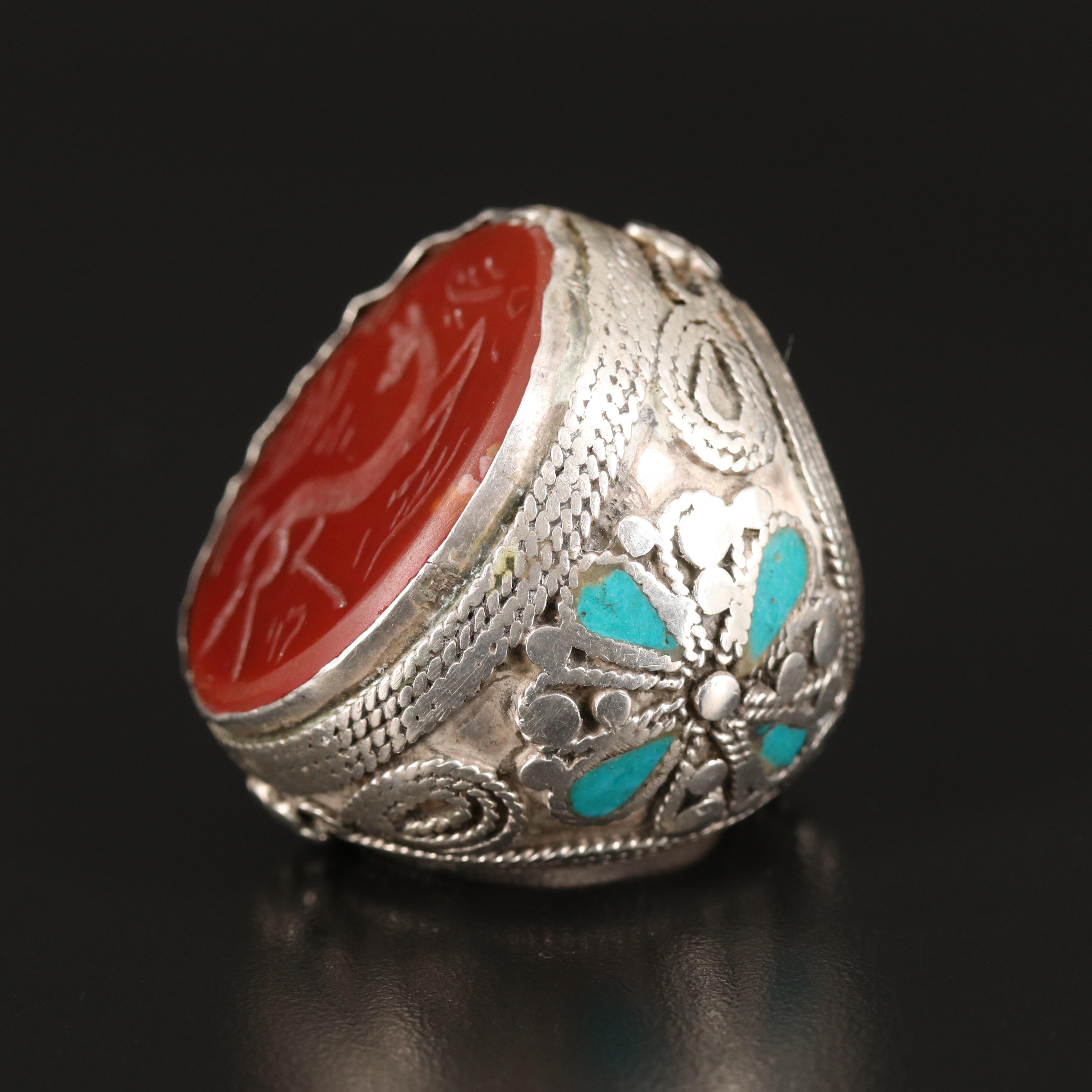Afghan Mughal Intaglio Ring Depicting the Bactrian Deer in 850 Silver
