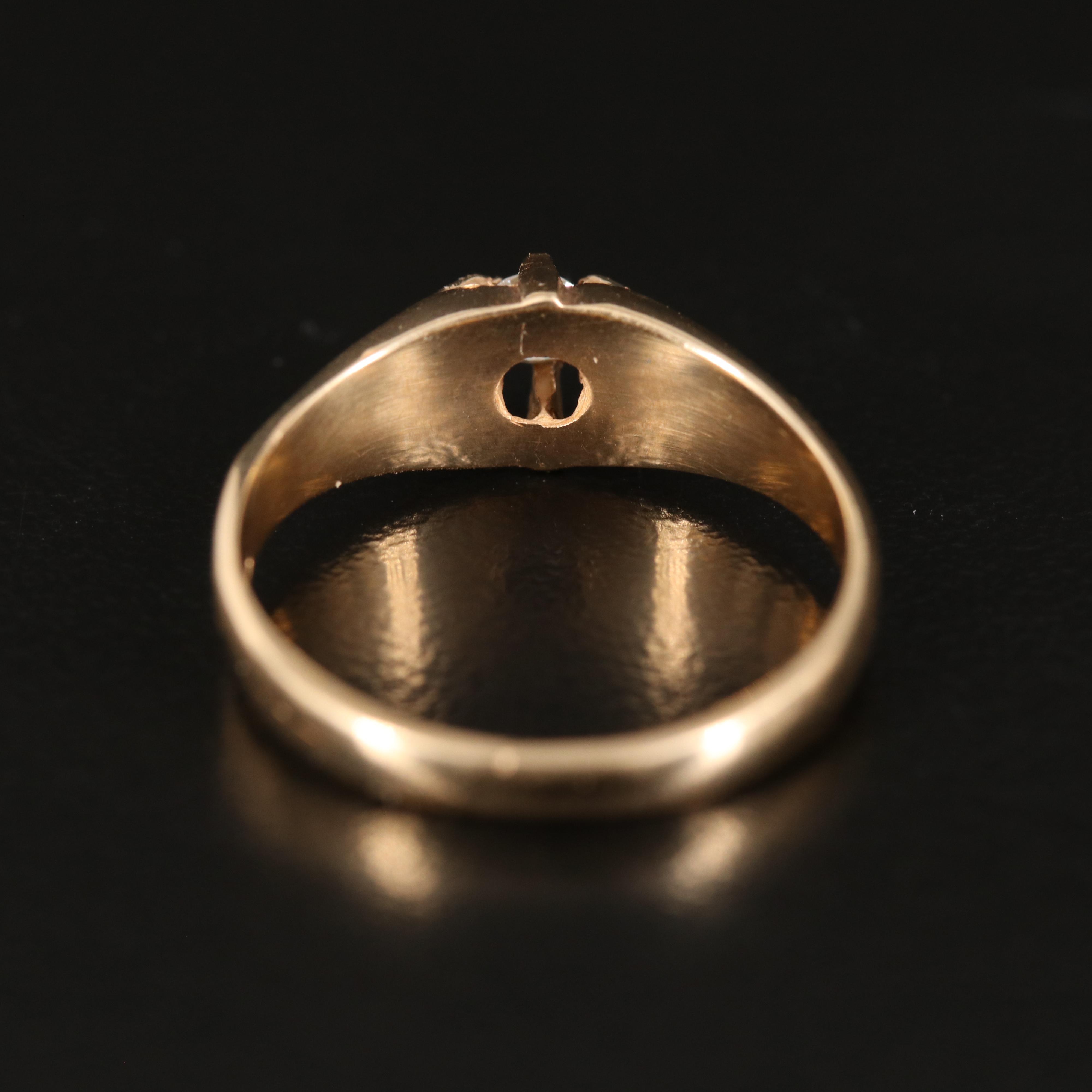 14K 0.12 CT Diamond Belcher Ring