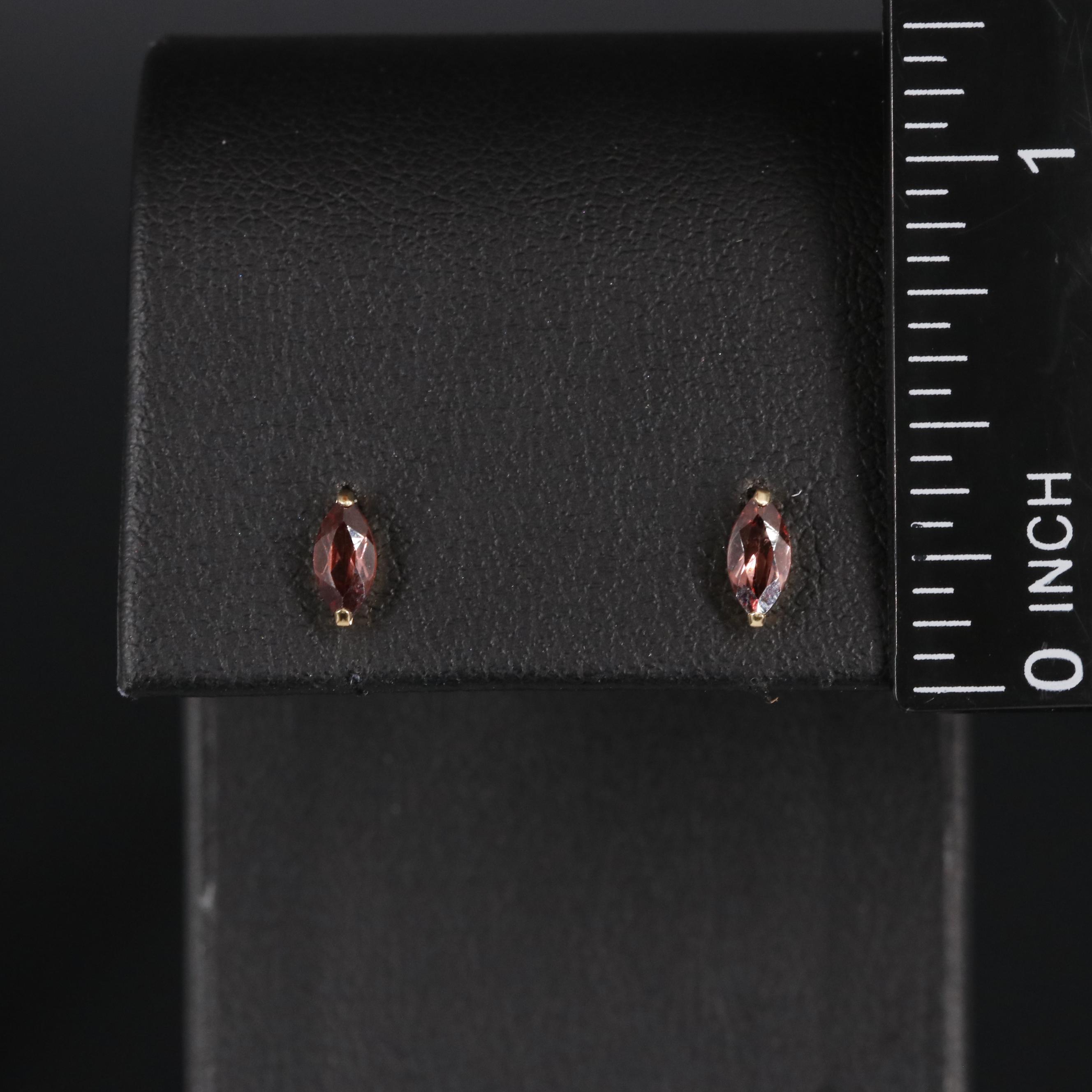 18K Zircon Stud Earrings