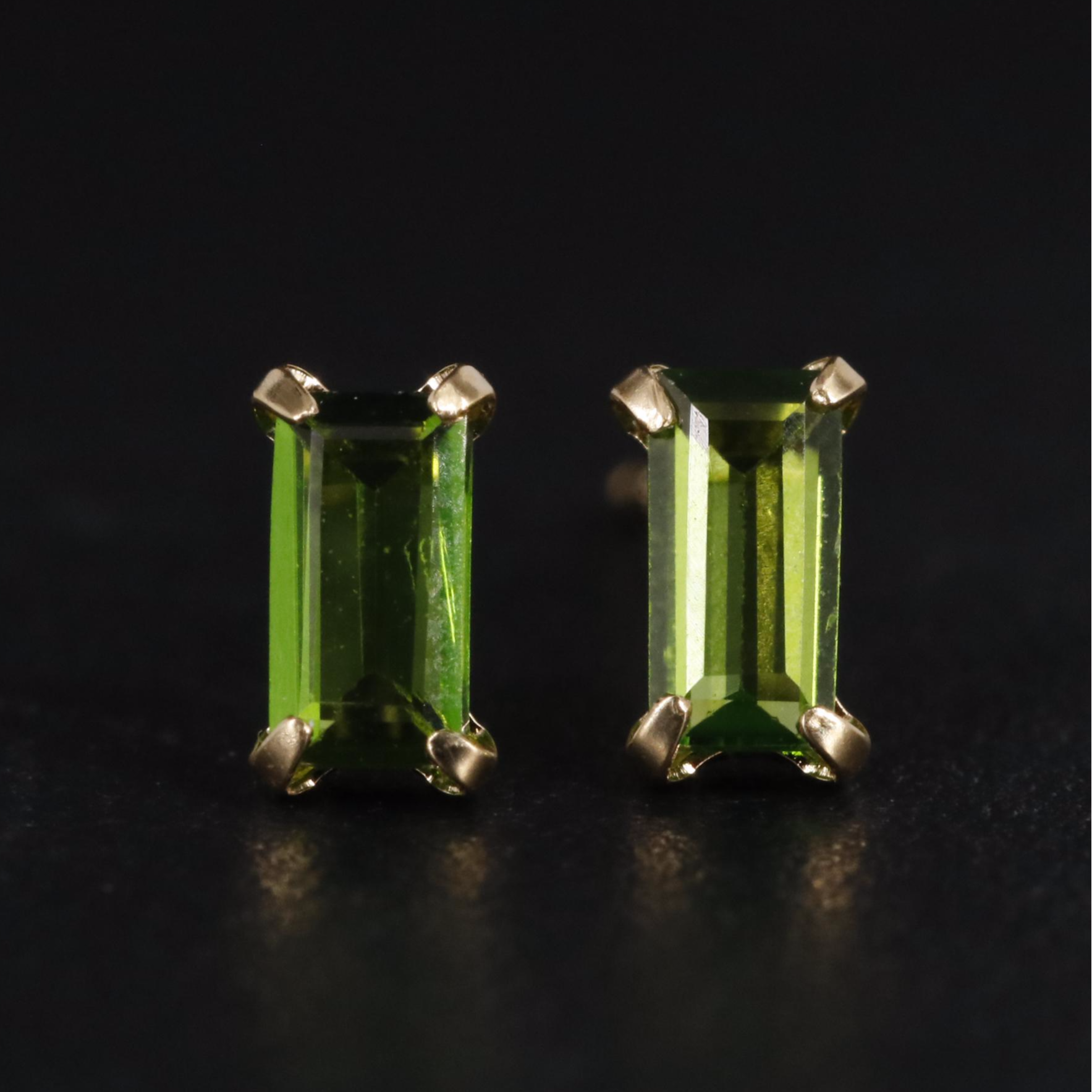 18K Diopside Stud Earrings