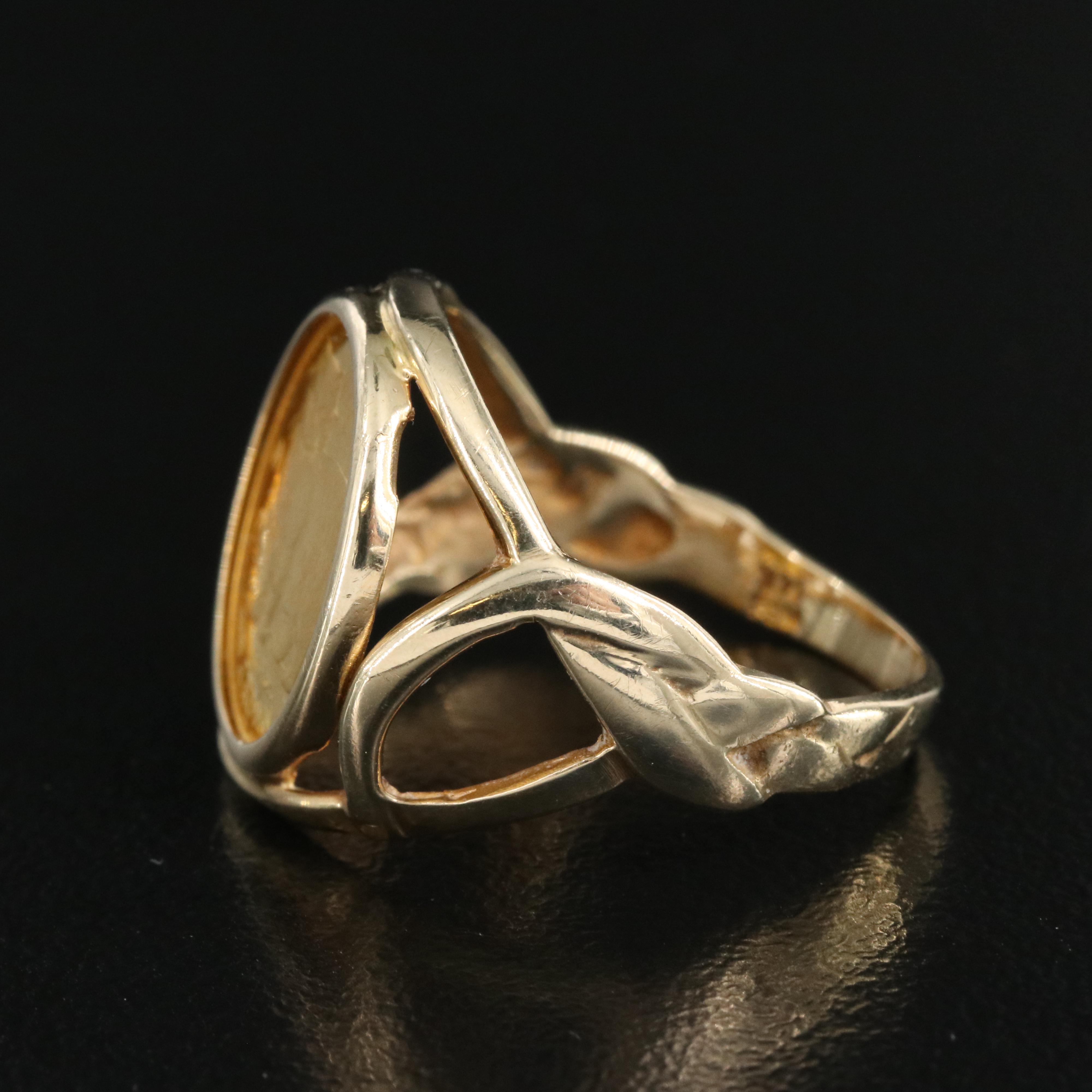 14K Ring with 1989 Isle of Man 1/25th Crown Persian Cat Coin