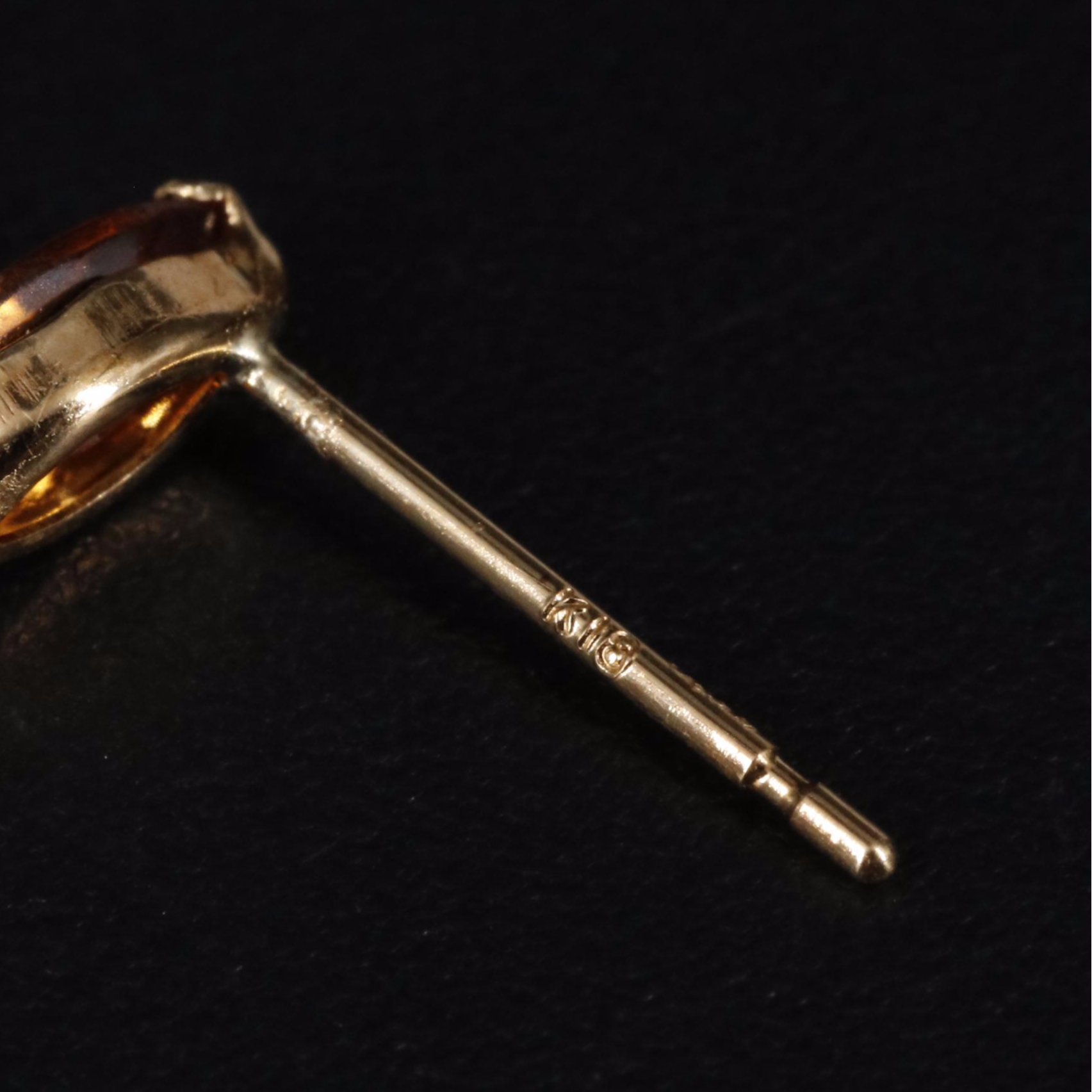 18K Zircon Stud Earrings