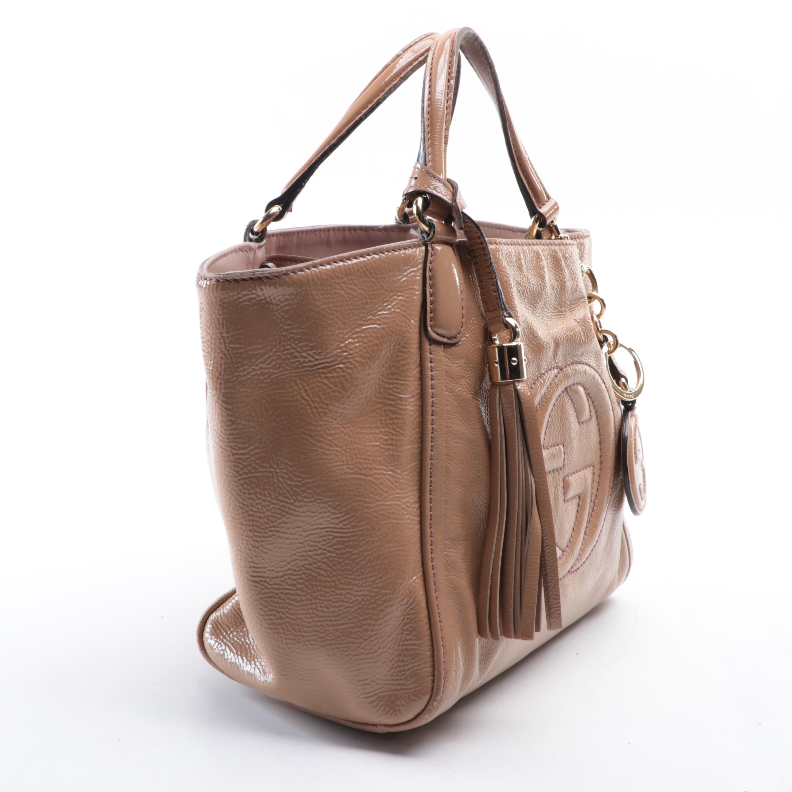 Gucci Interlocking GG Soho Two-Way Bag with Tassel in Grainy Patent Leather