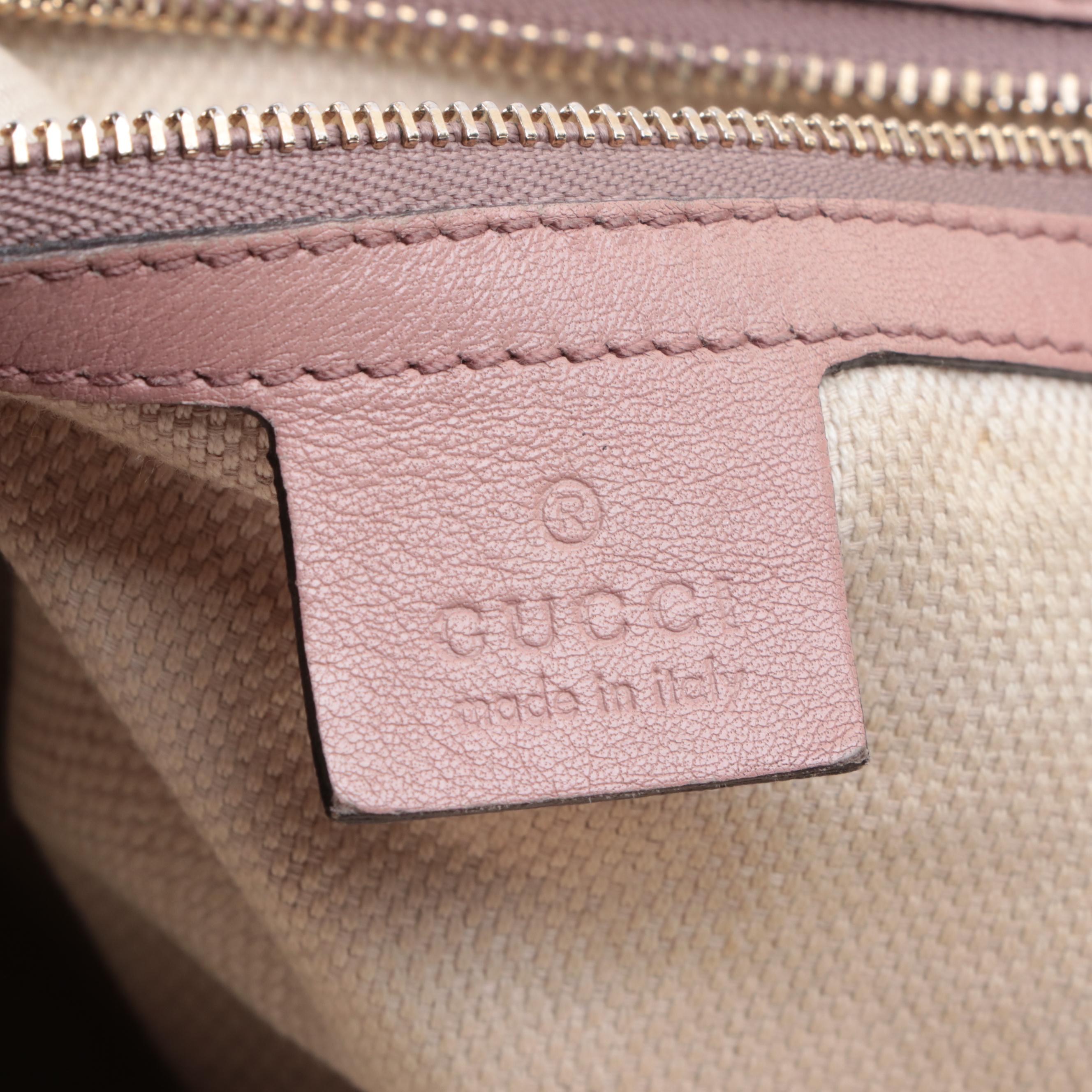 Gucci Interlocking GG Soho Two-Way Bag with Tassel in Grainy Patent Leather