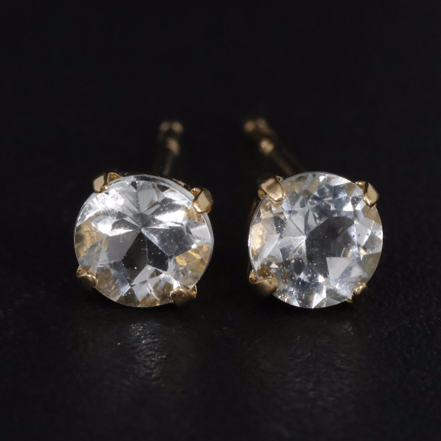 18K Aquamarine Stud Earrings