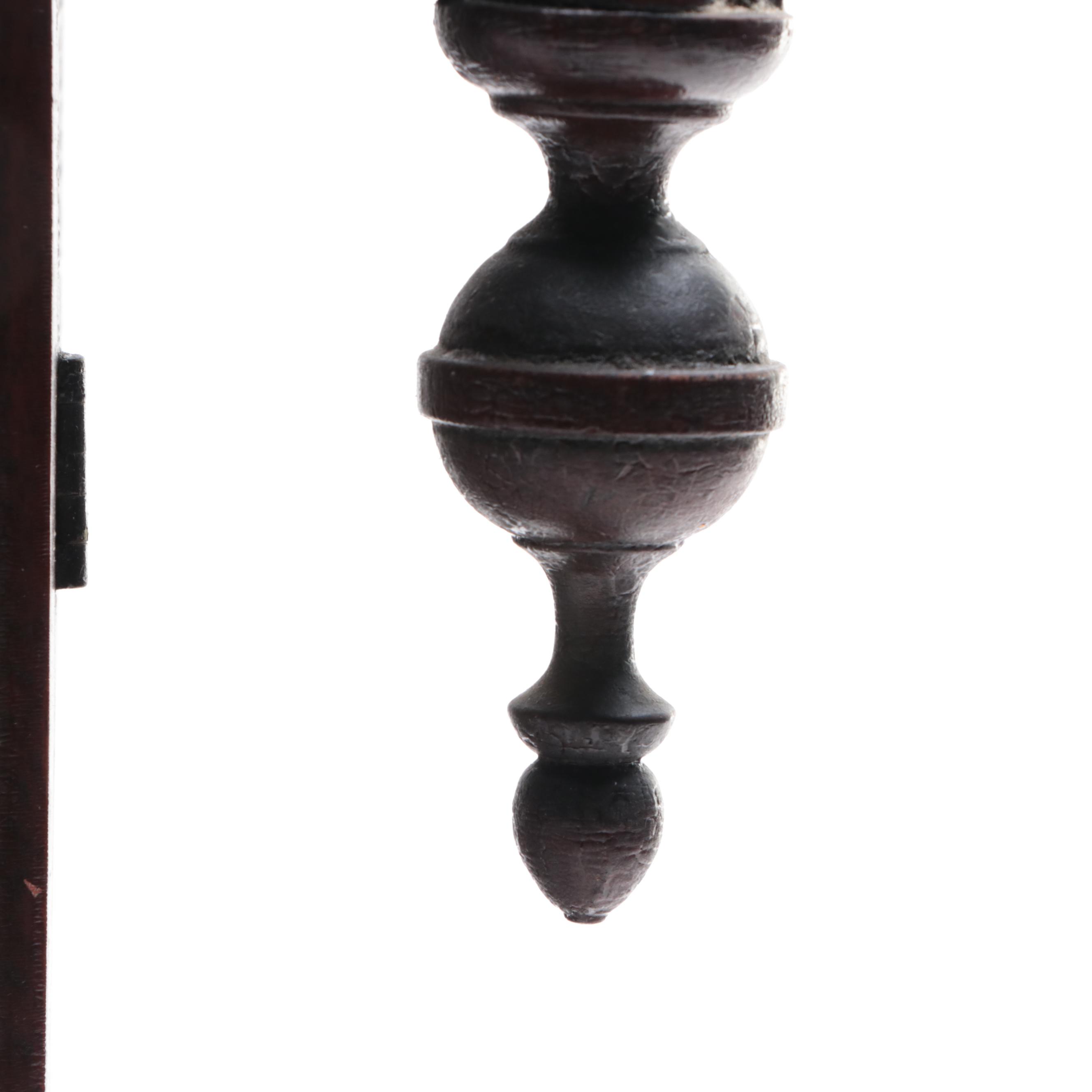 New Haven Clock Co. Mahogany Eight Day Mantel Clock, Late 19th Century