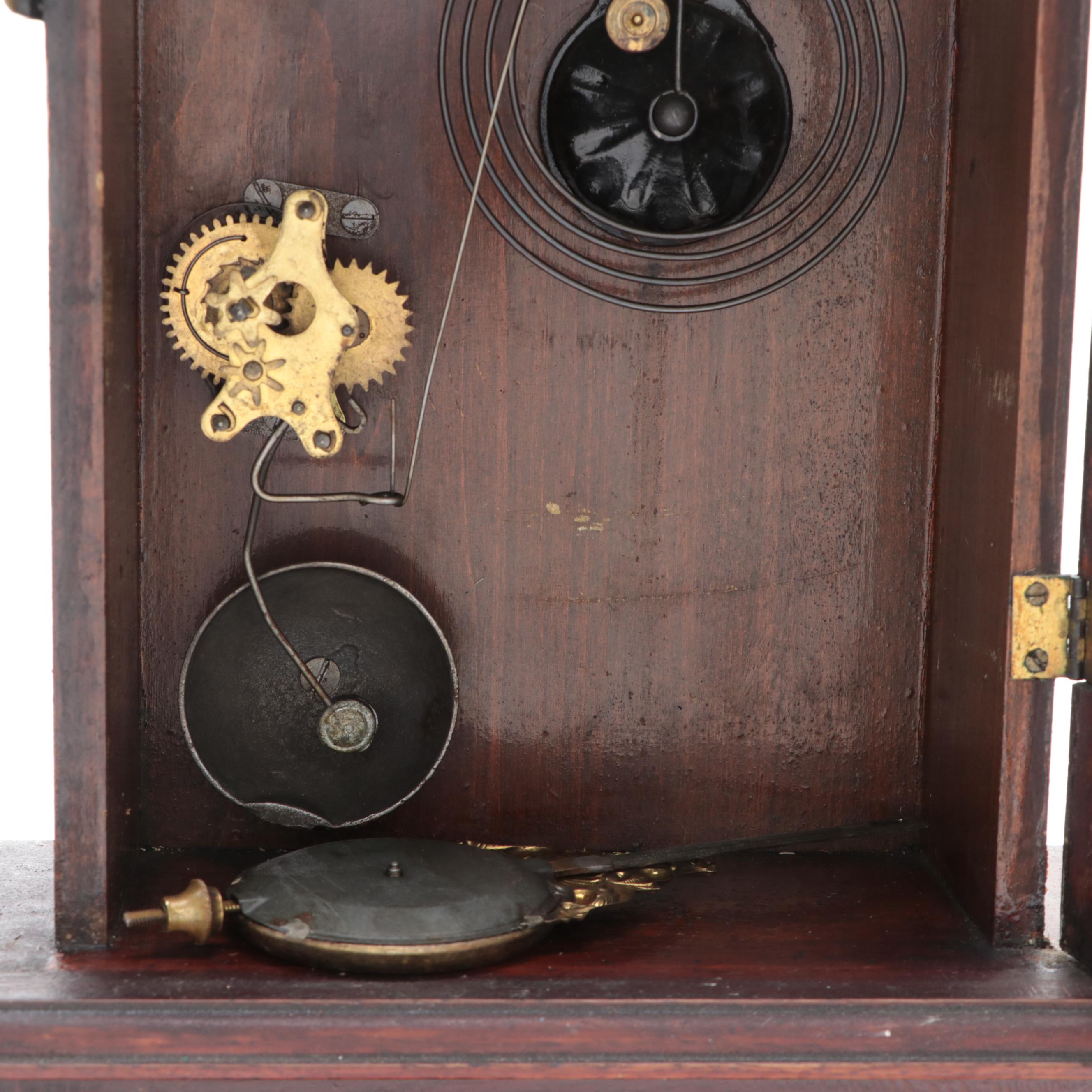 New Haven Clock Co. Mahogany Eight Day Mantel Clock, Late 19th Century