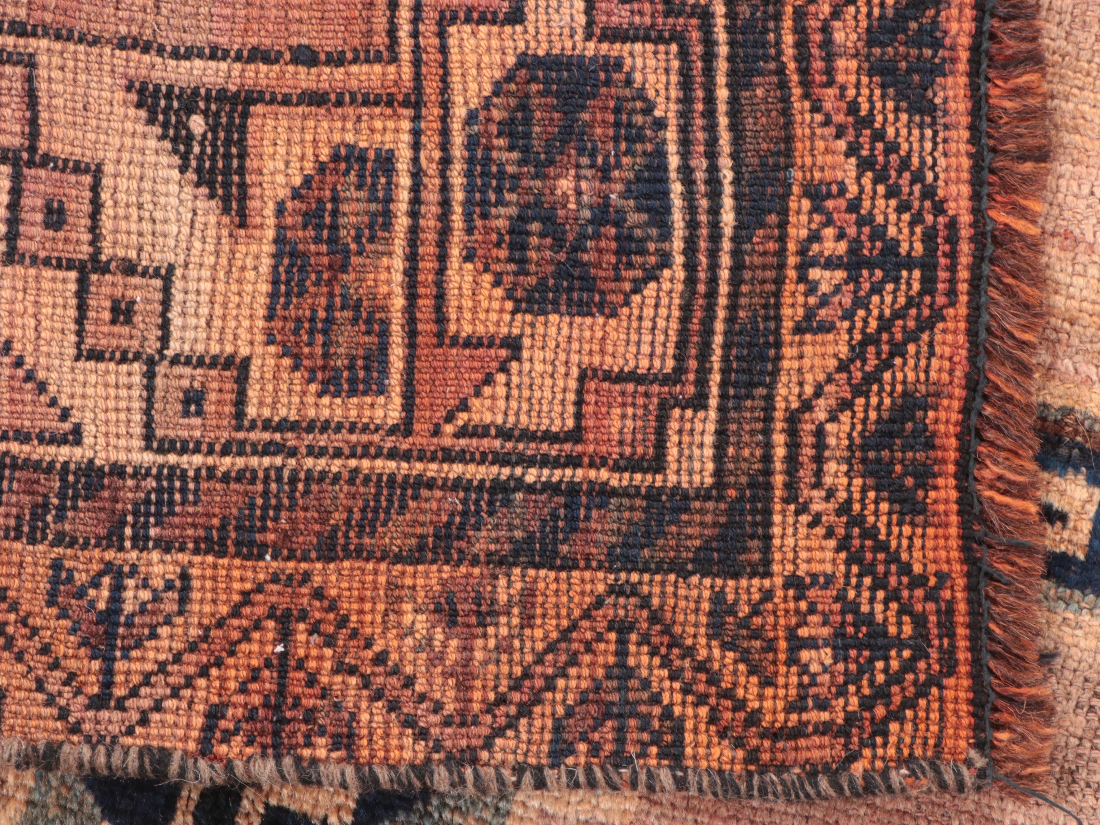 3'8 x 6'11 Hand-Knotted Persian Shiraz Area Rug